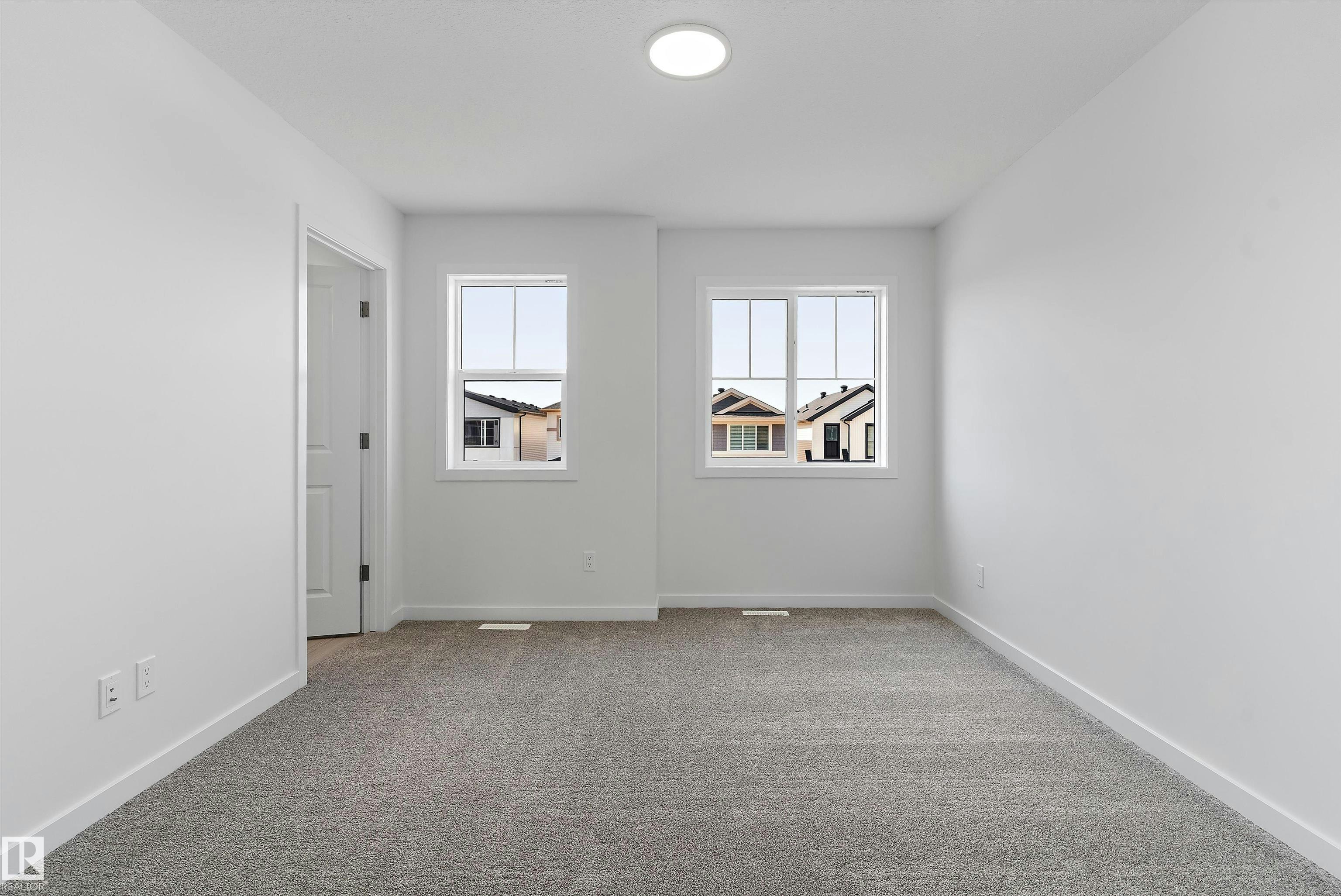 18119 74 Street, Edmonton, AB, T5Z 0X7 - 18
