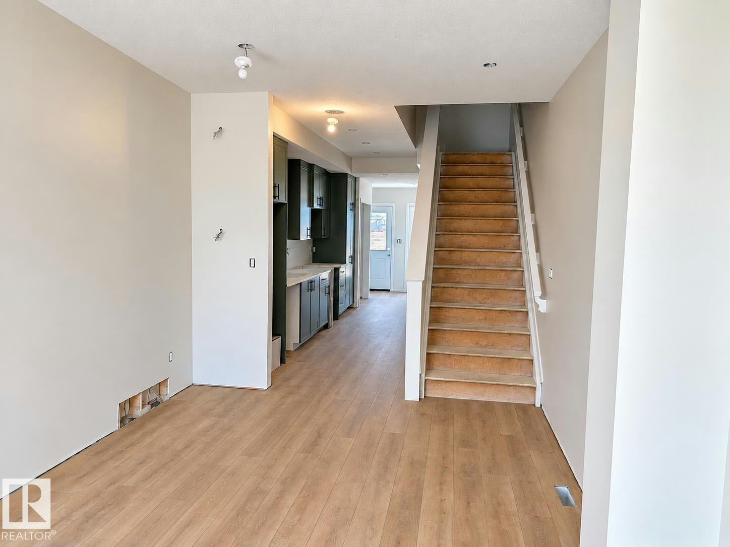 8785 Edgemont Link, Edmonton, AB, T6M 3K7 - 2