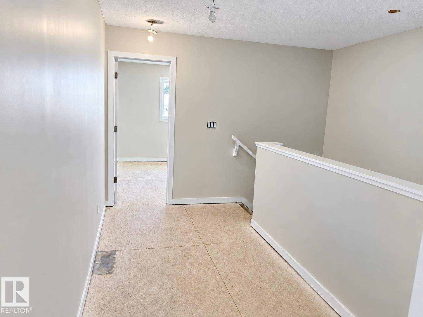 8785 Edgemont Link, Edmonton, AB, T6M 3K7 - 5