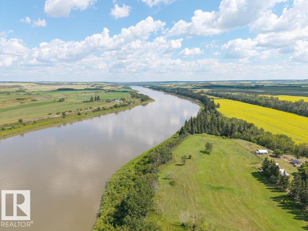 204 River Street, Rural Two Hills County, AB, T0B 0P0