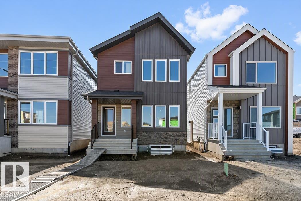18713 18a Avenue, Edmonton, AB, T6M 0X8