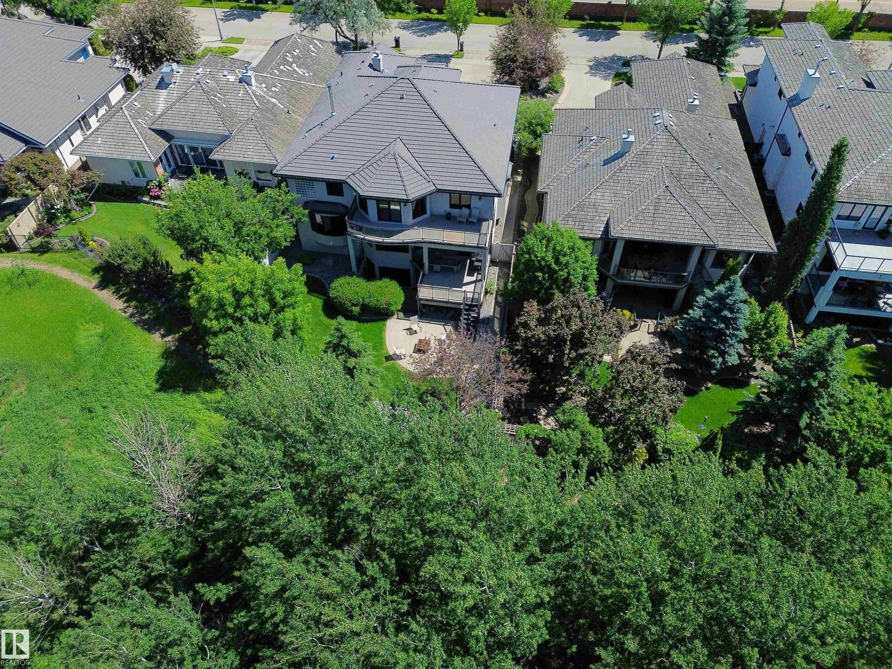 1144 119 Street, Edmonton, AB, T6J 7H7 - 71