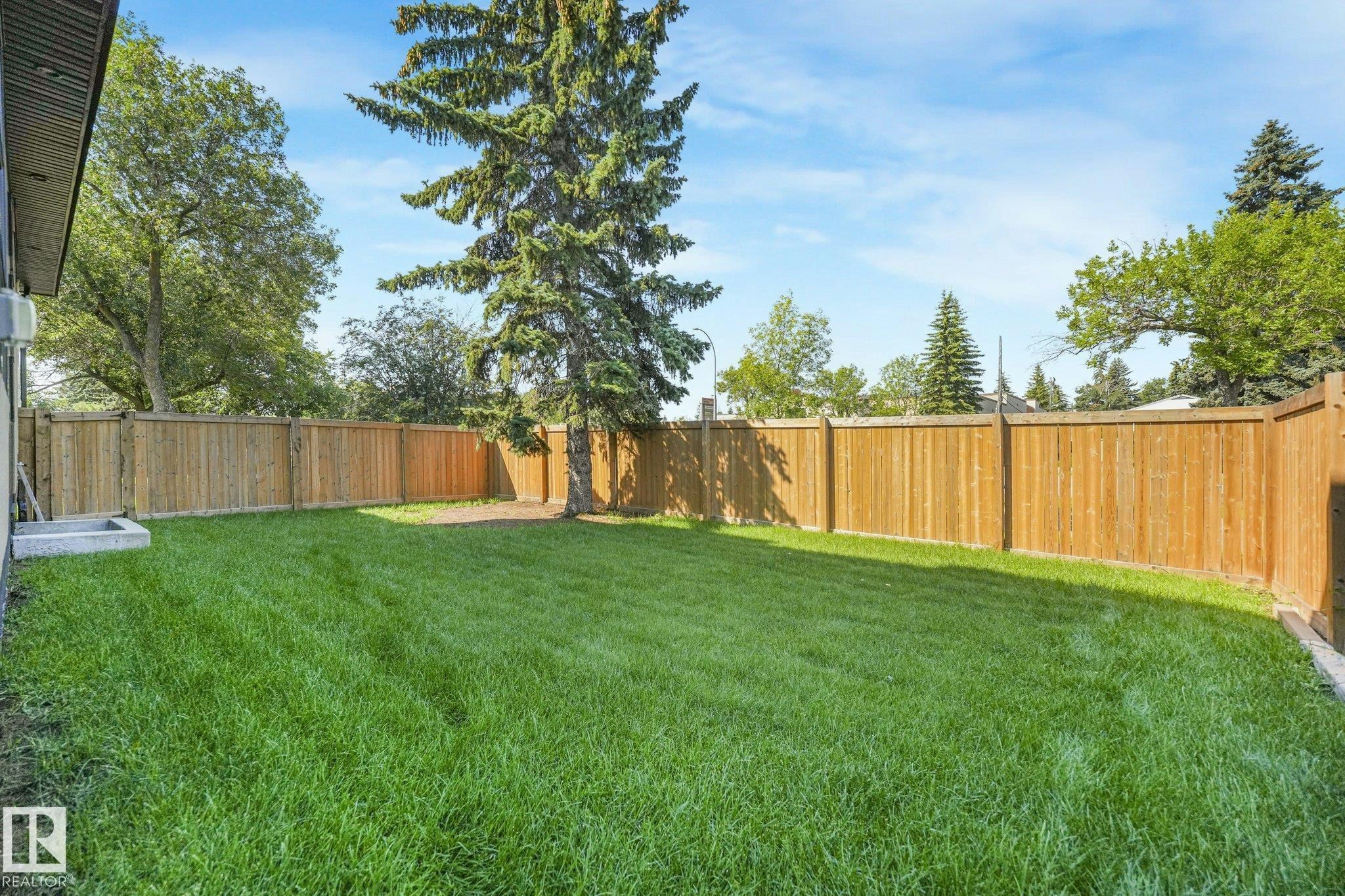 14132 97 Avenue, Edmonton, AB, T5N 0C9 - 66
