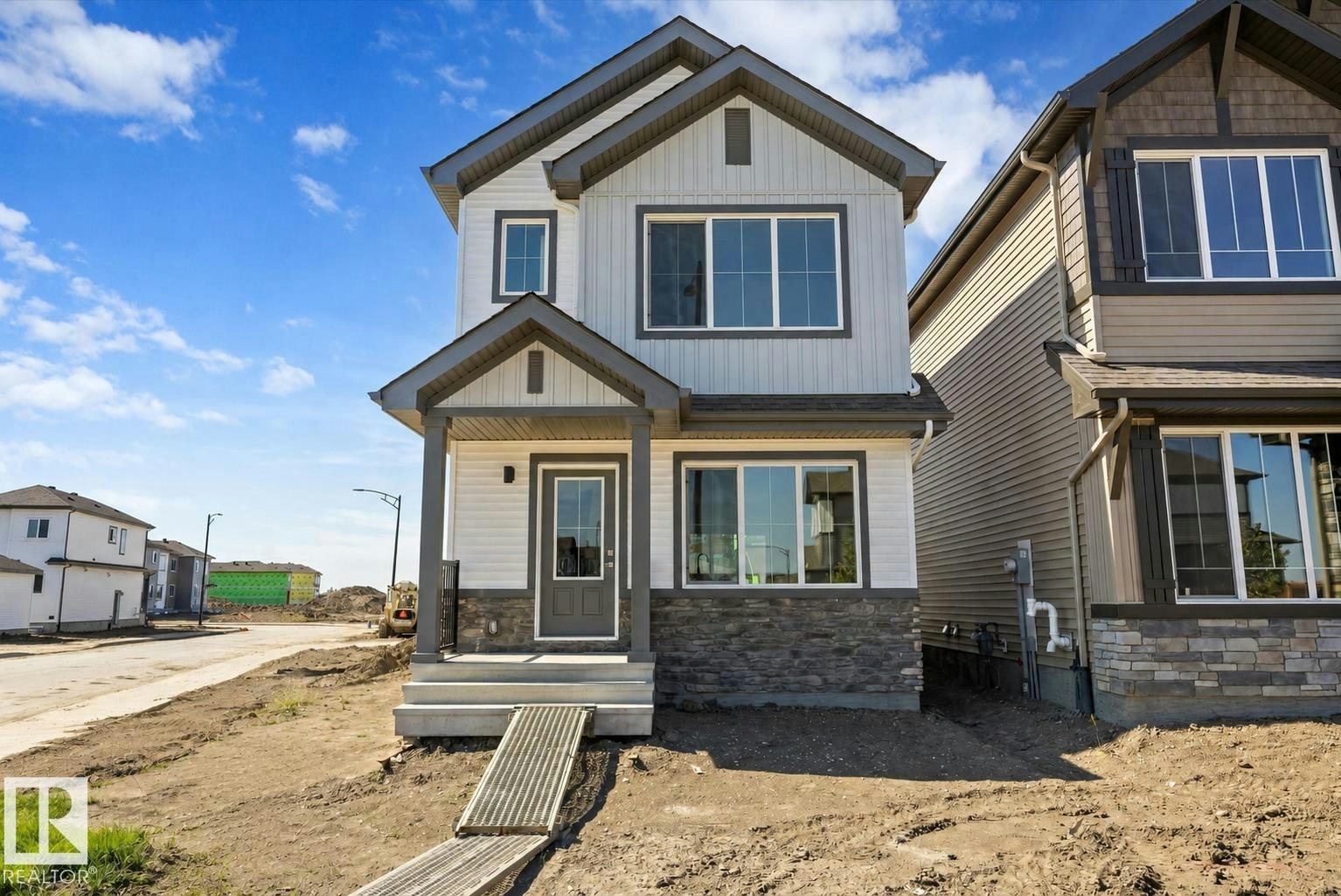 1605 210a Street, Edmonton, AB, T6M 3E1