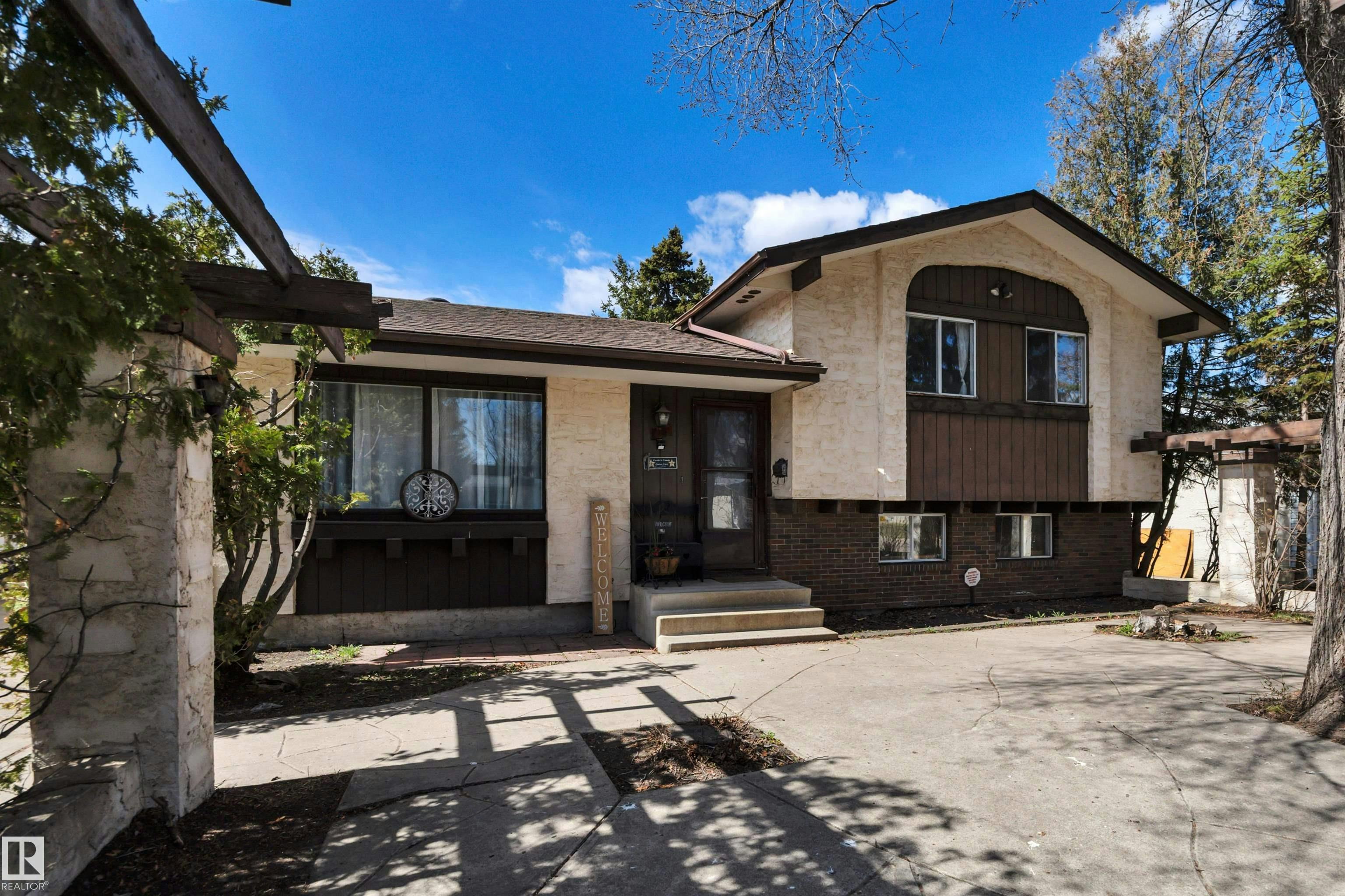 5718 Garden Meadows Drive, Wetaskiwin, AB, T9A 2L6