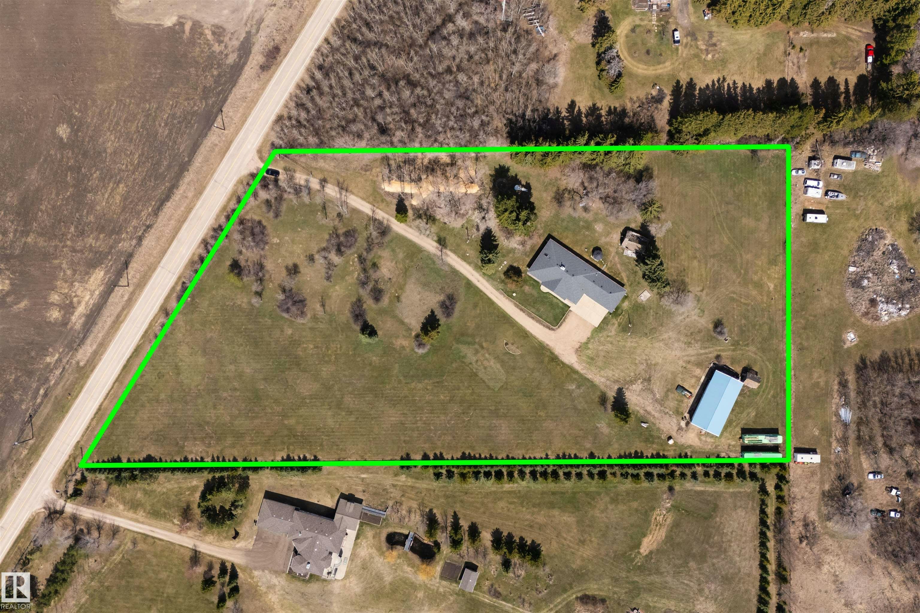19403 Fort Road, Edmonton, AB, T5Y 6H2