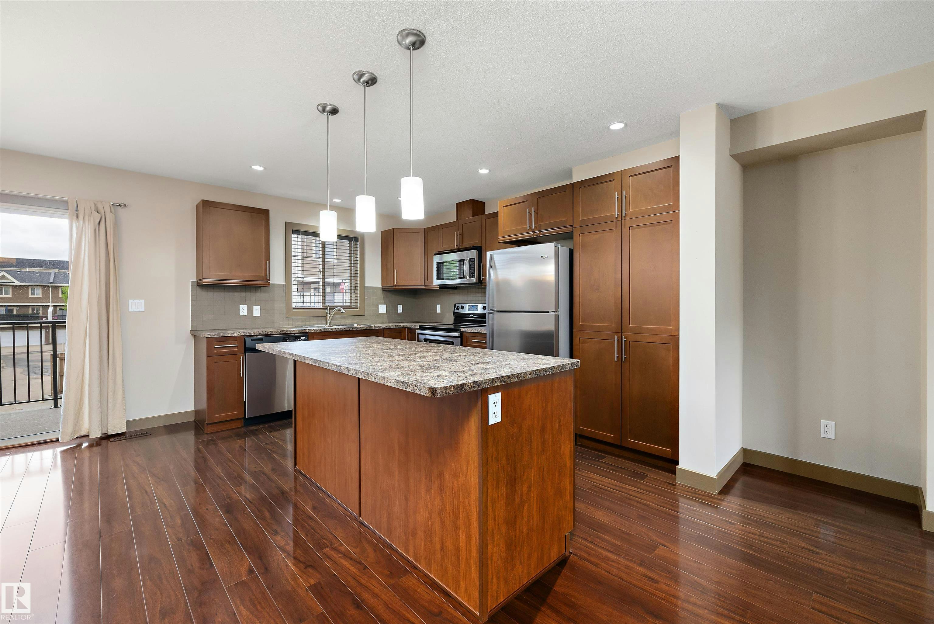 403-401 Palisades Way, Rural Strathcona County, AB, T8H 0R7 - 11