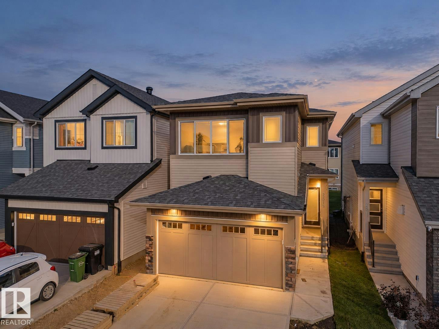 2515 211 Street, Edmonton, AB, T6M 3H1