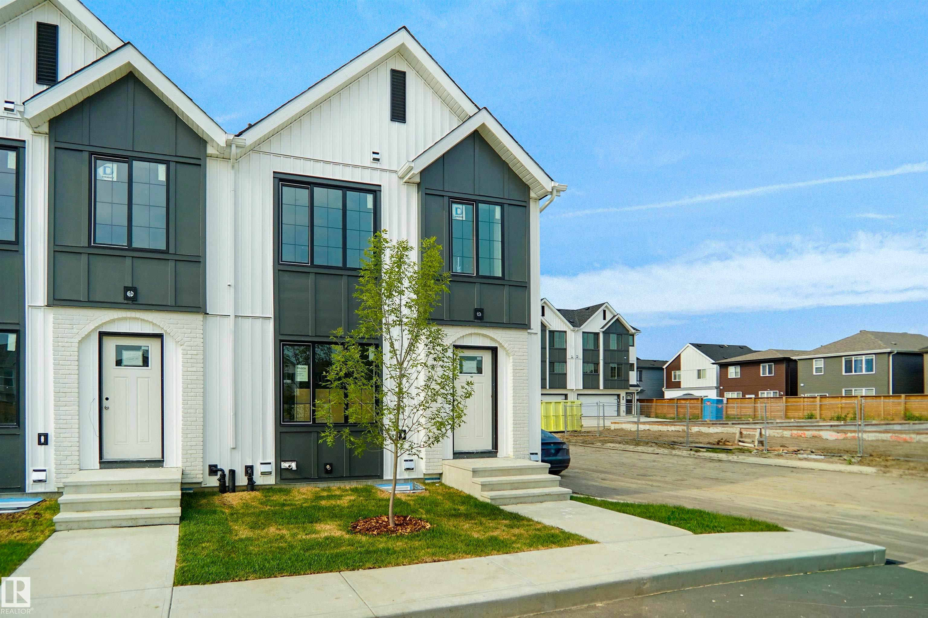 32-17319 5 Street, Edmonton, AB, T5Y 4G2