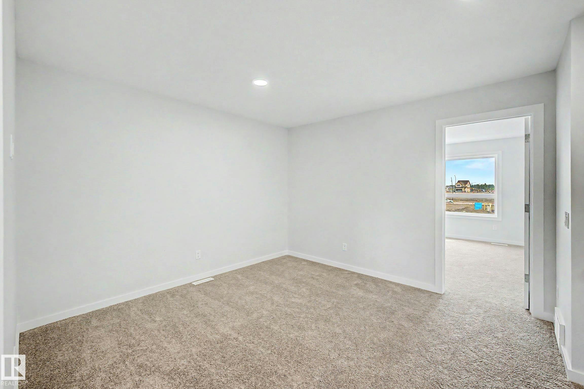 21120 25 Ave, Edmonton, AB, T6M 3H1 - 20