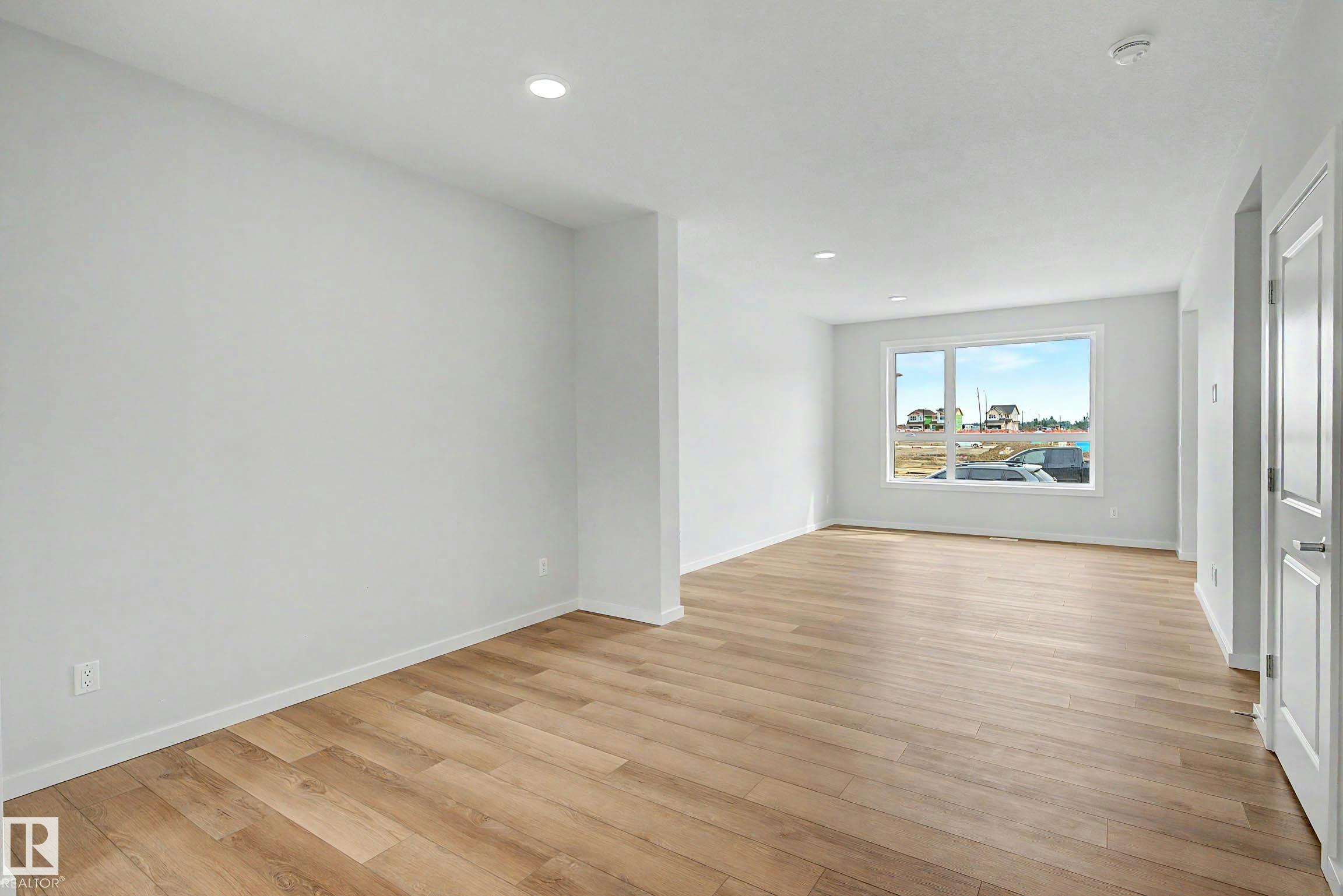 21120 25 Ave, Edmonton, AB, T6M 3H1 - 10