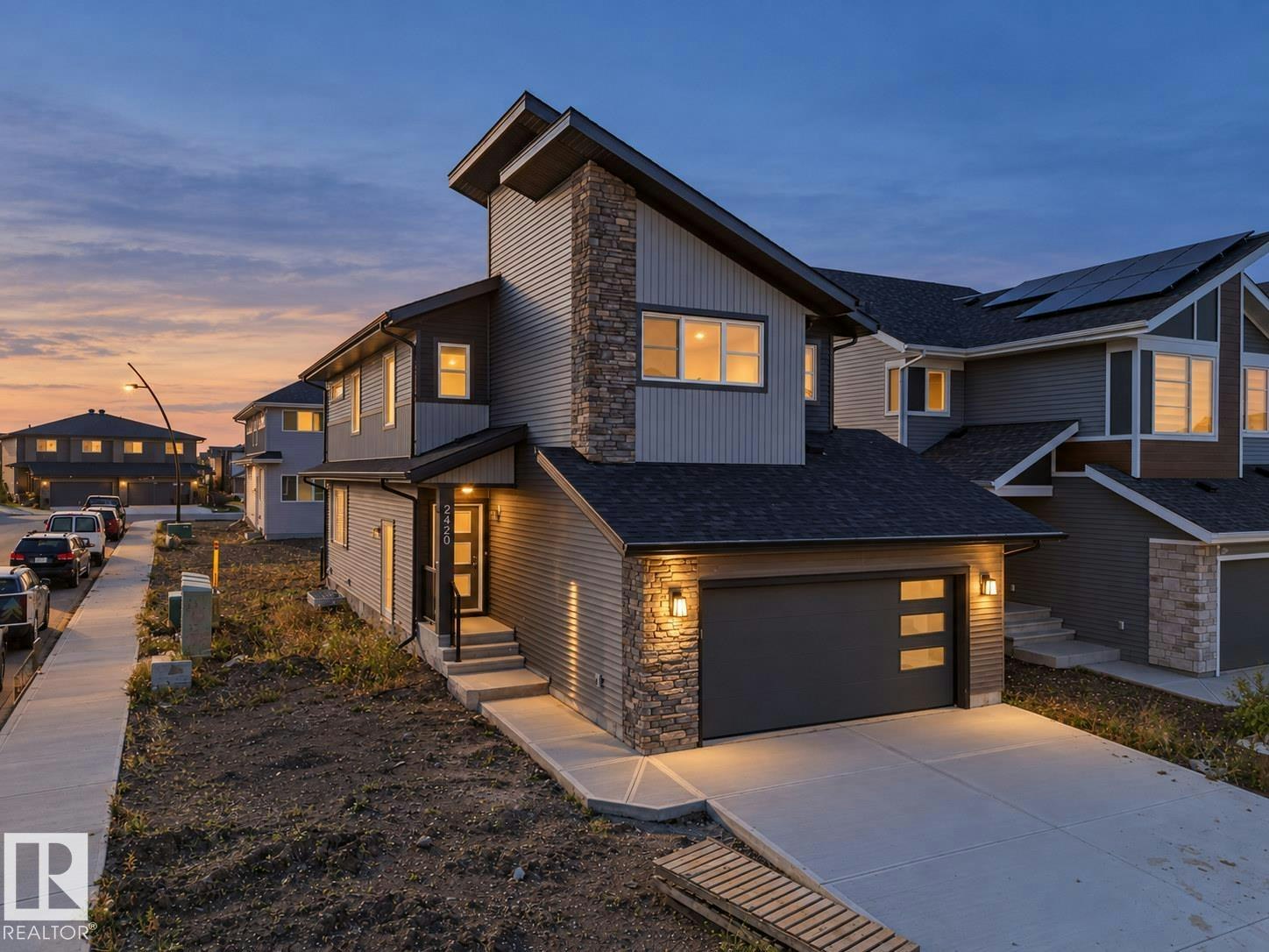 2420 205 Street, Edmonton, AB, T6M 1N6