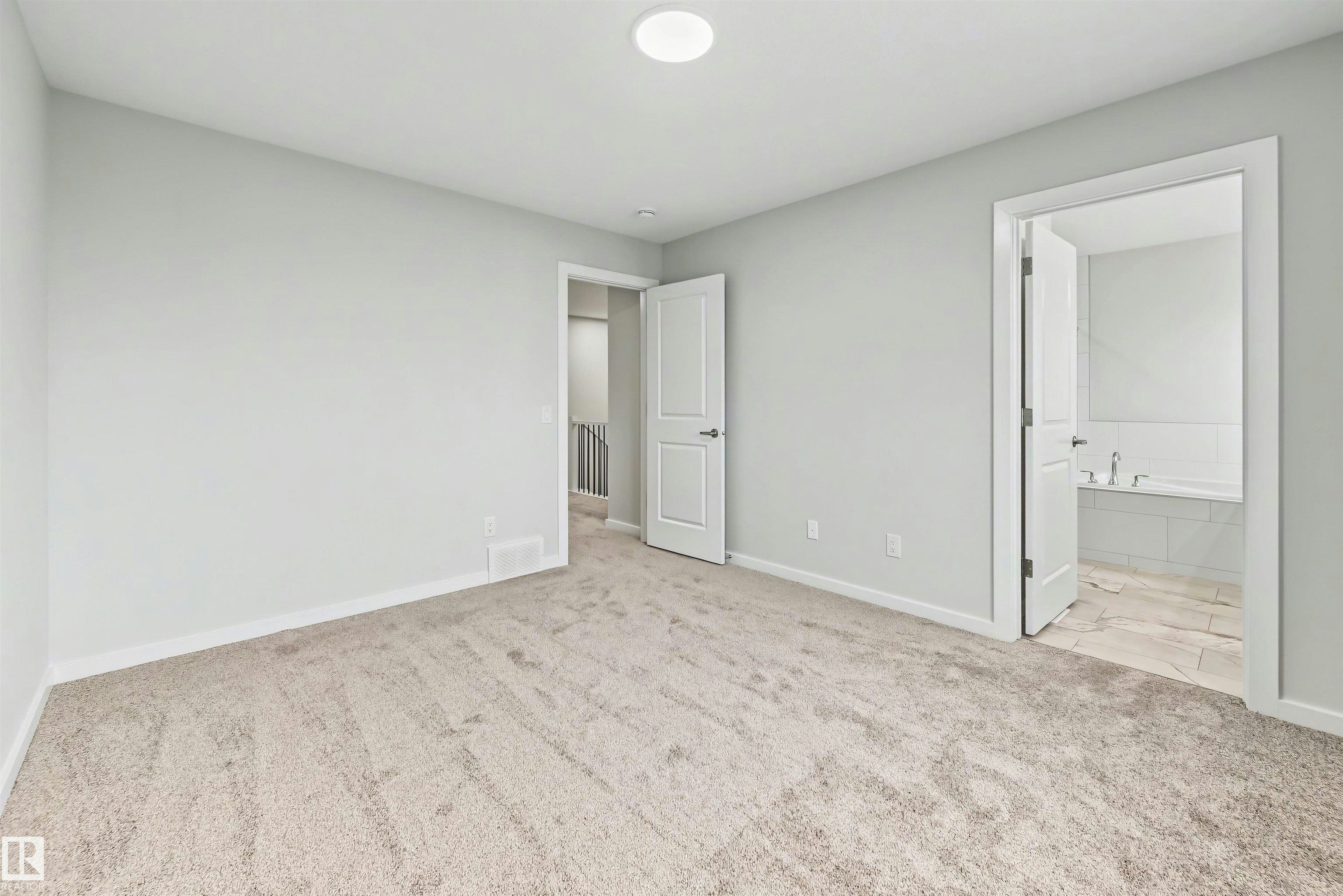 19631 30 Avenue, Edmonton, AB, T6M 3L9 - 25