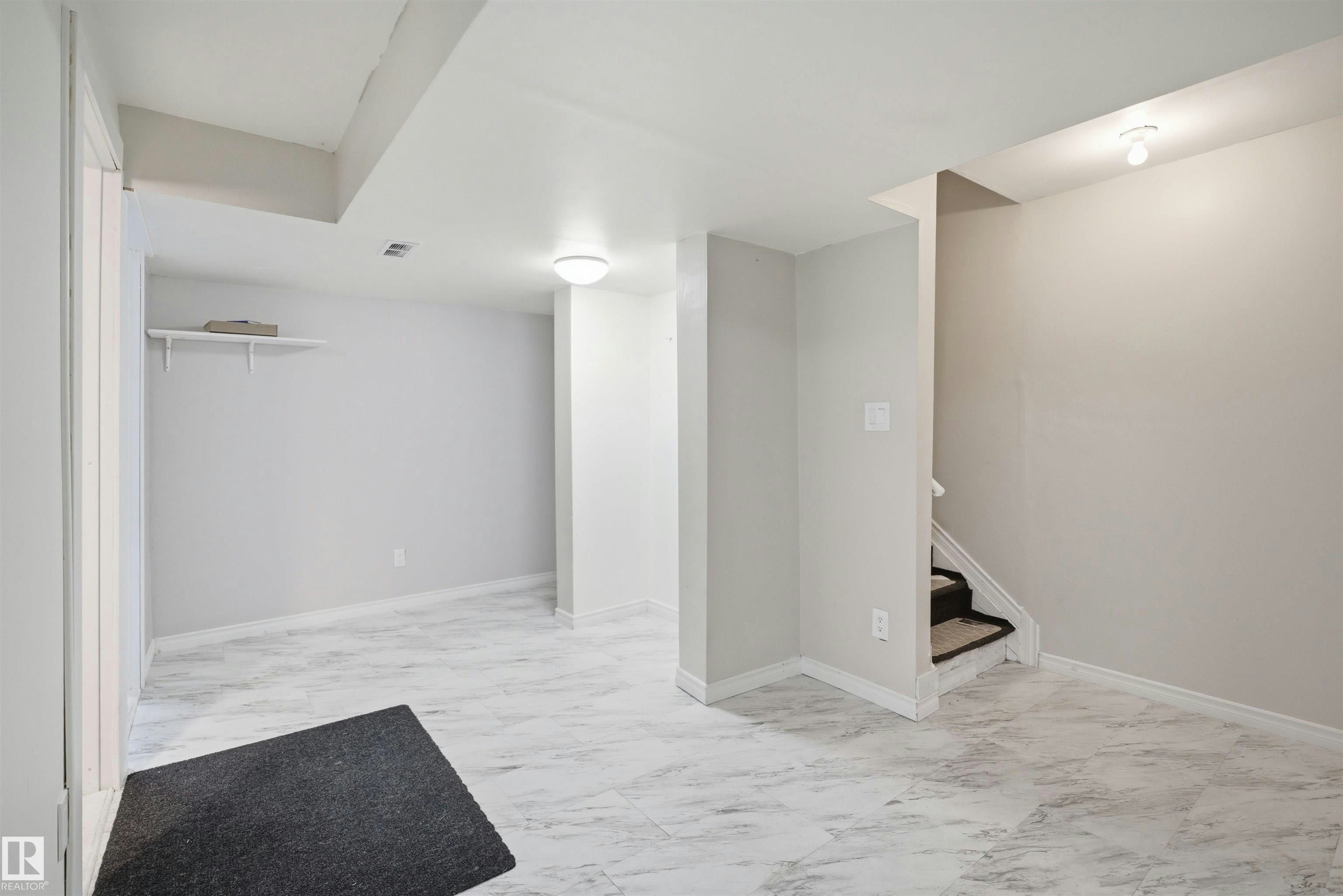 1124 37a Avenue, Edmonton, AB, T6T 0E7 - 28