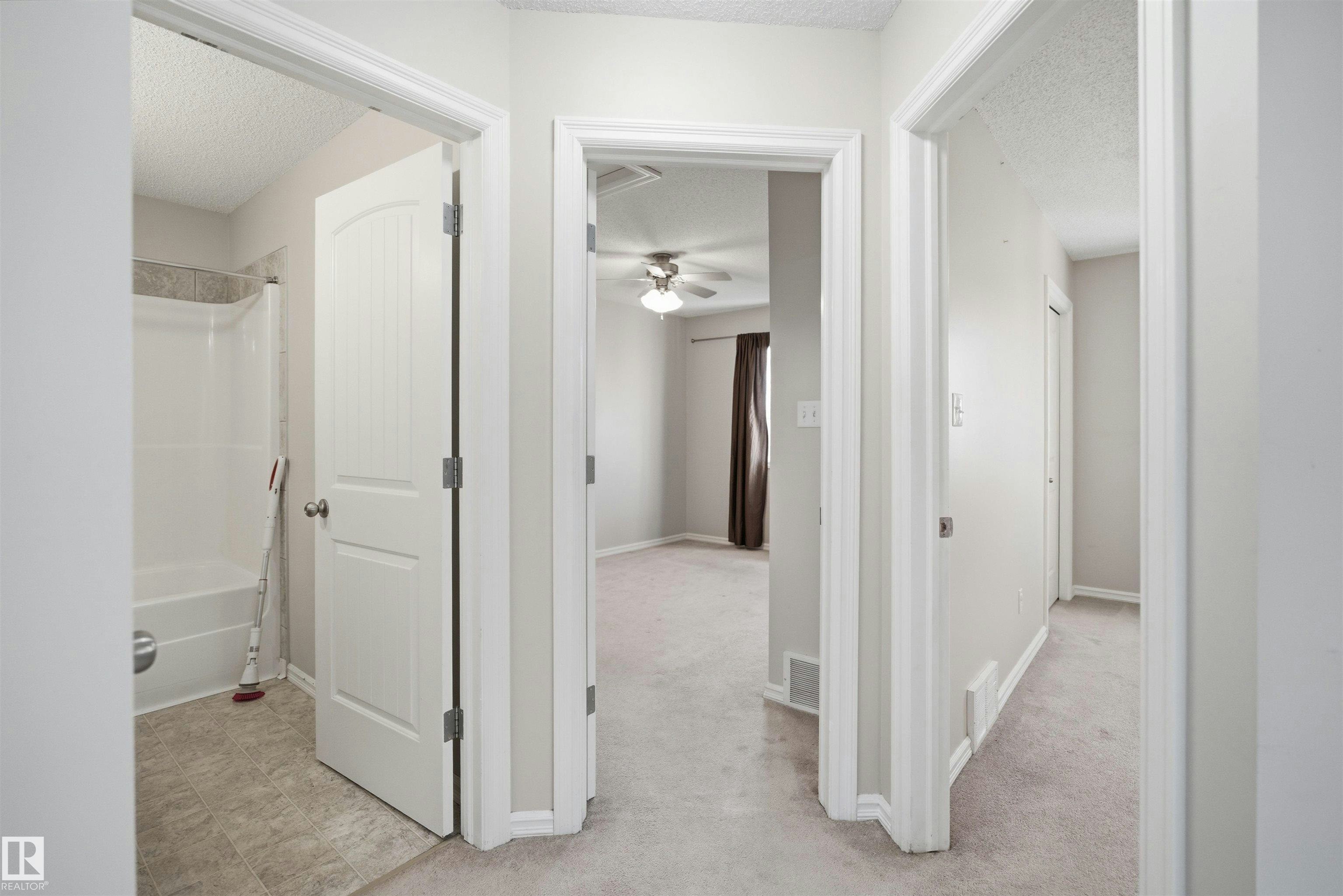 1124 37a Avenue, Edmonton, AB, T6T 0E7 - 22