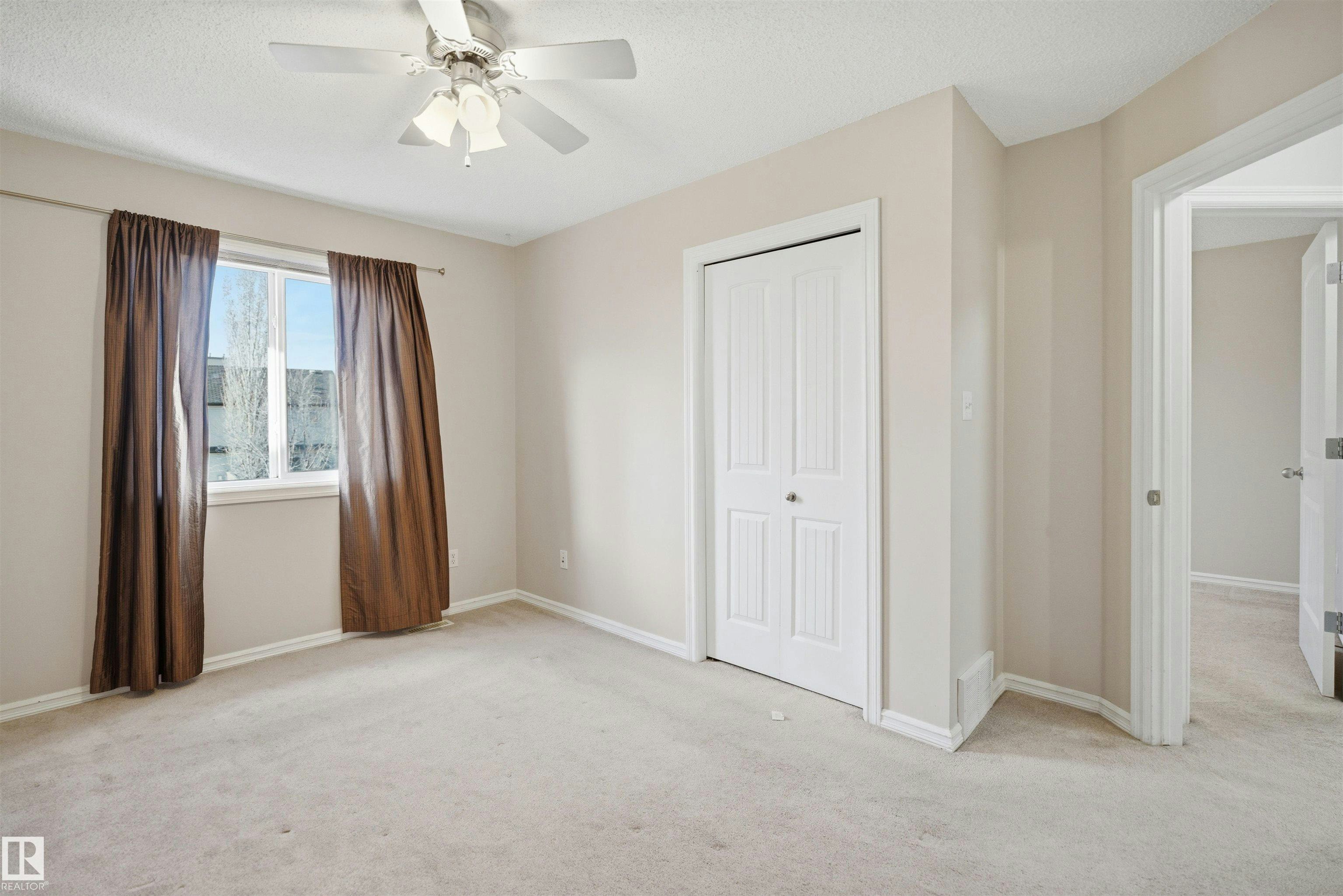 1124 37a Avenue, Edmonton, AB, T6T 0E7 - 24