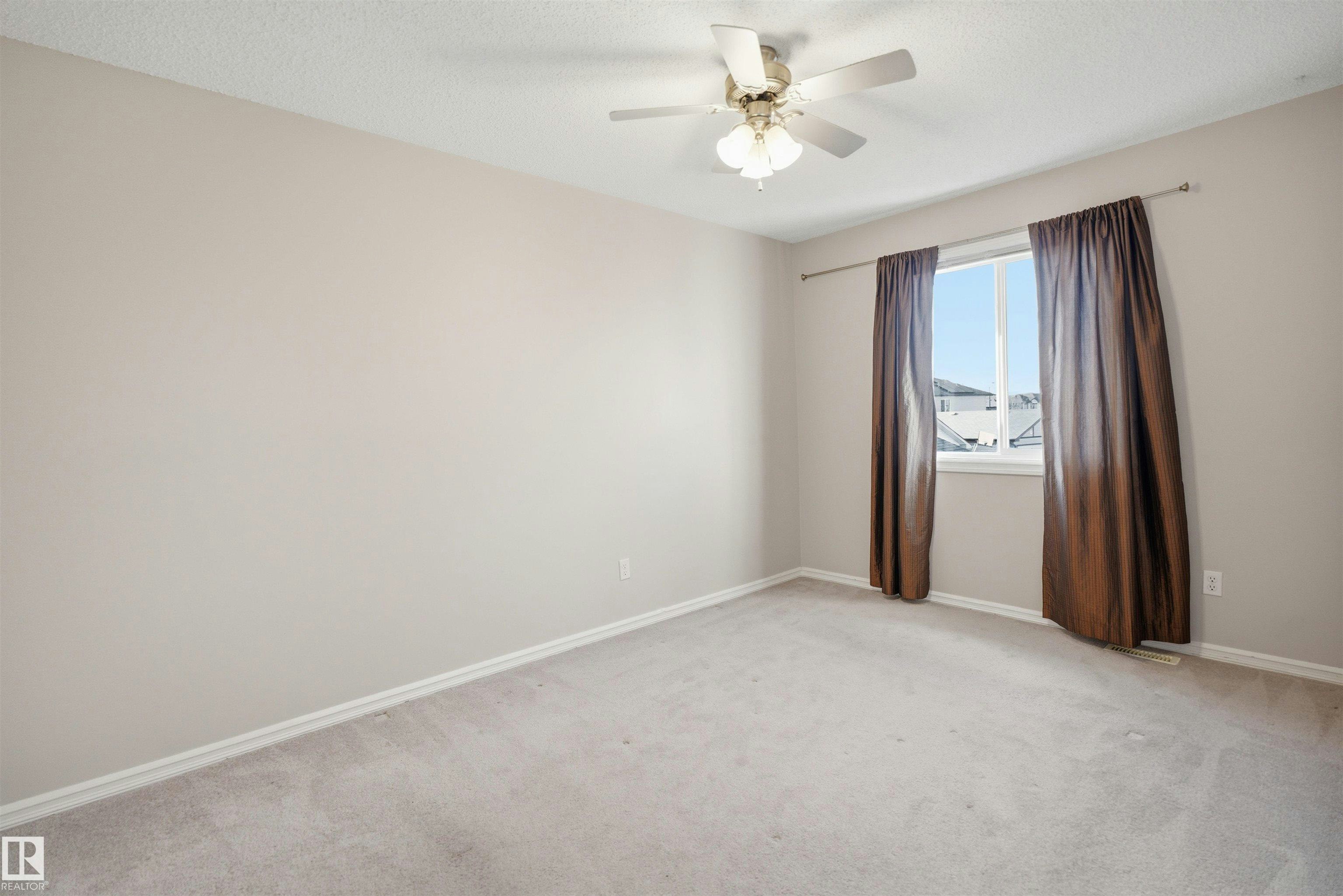 1124 37a Avenue, Edmonton, AB, T6T 0E7 - 23