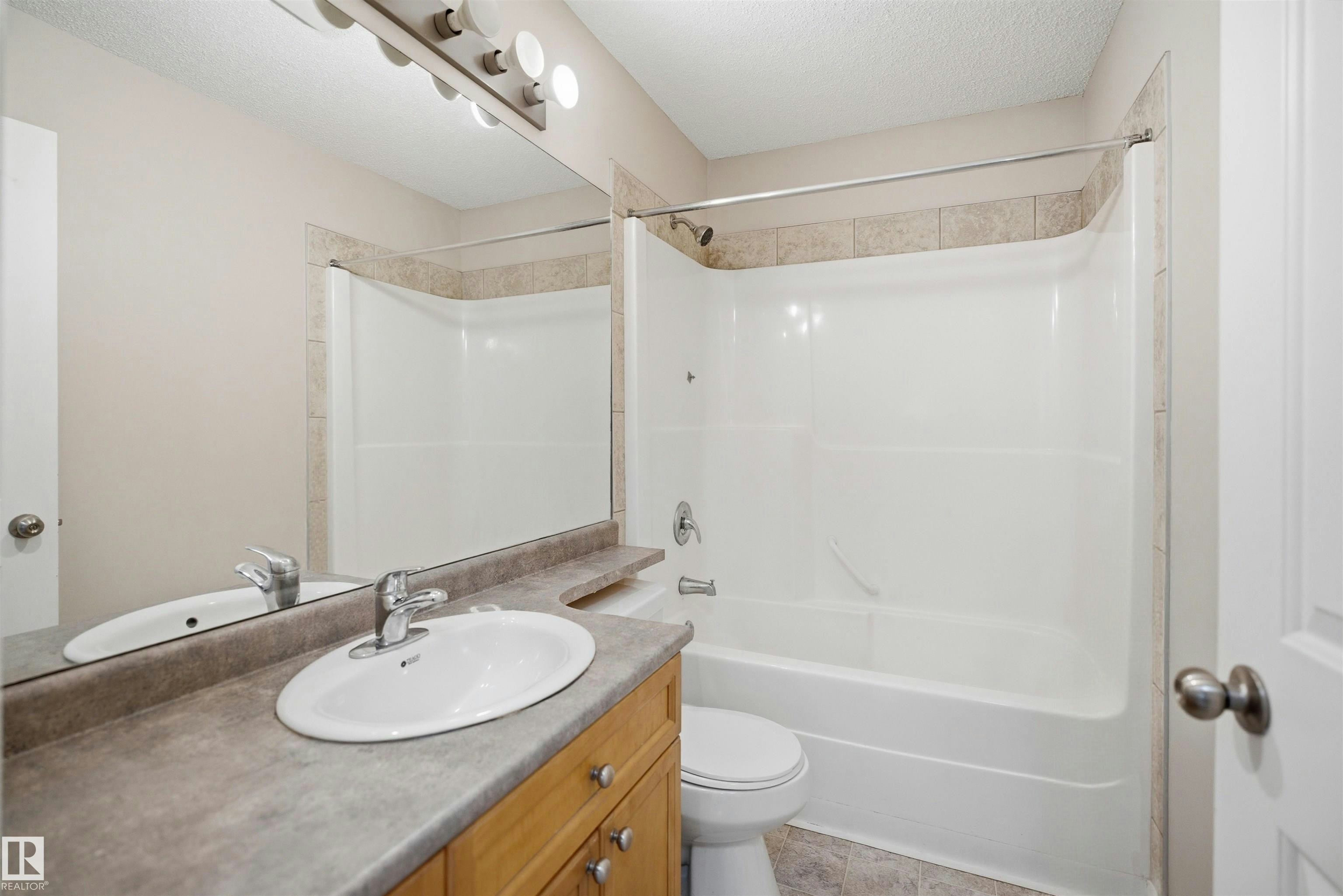 1124 37a Avenue, Edmonton, AB, T6T 0E7 - 25