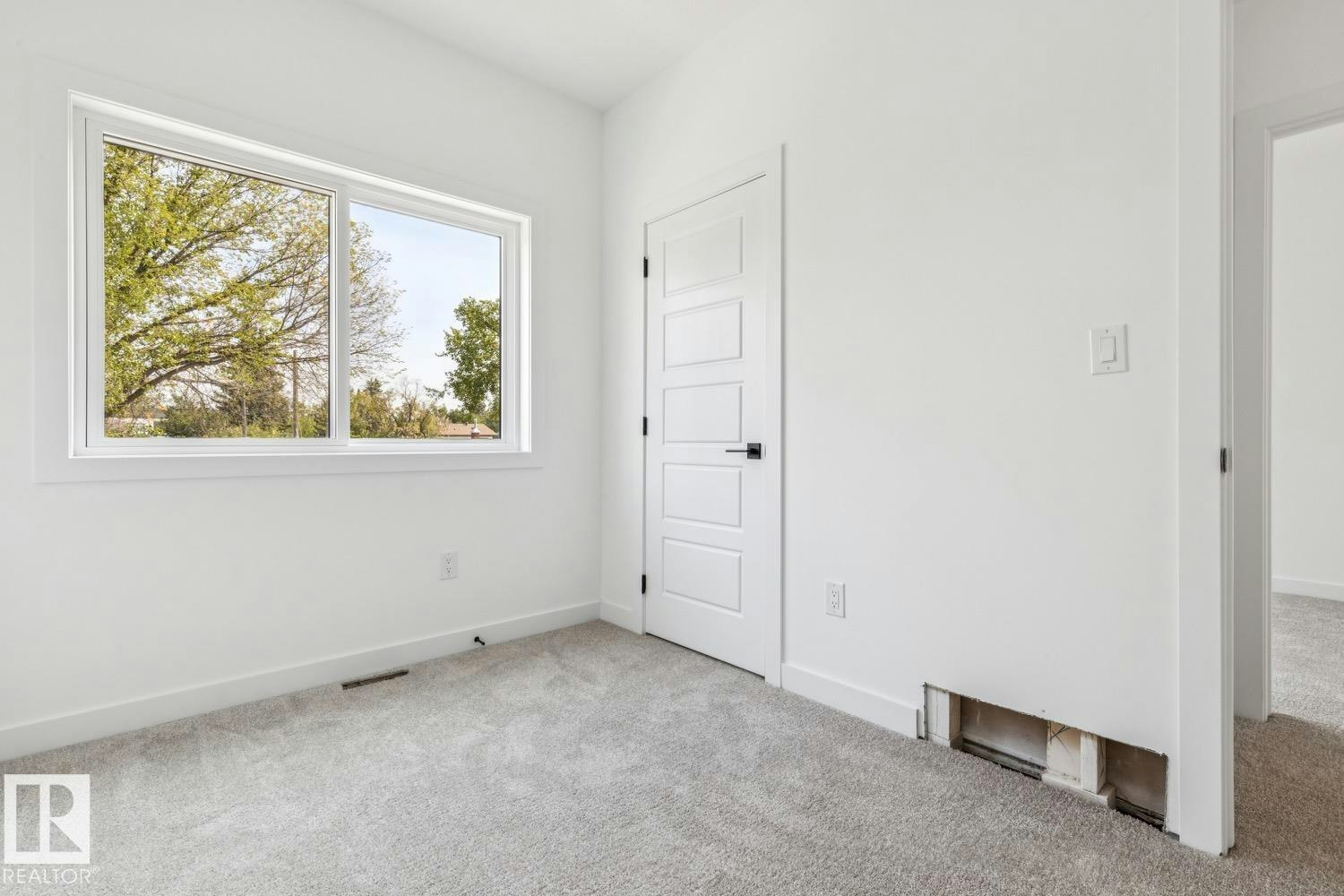 11336 130 Street, Edmonton, AB, T5M 1A2 - 24