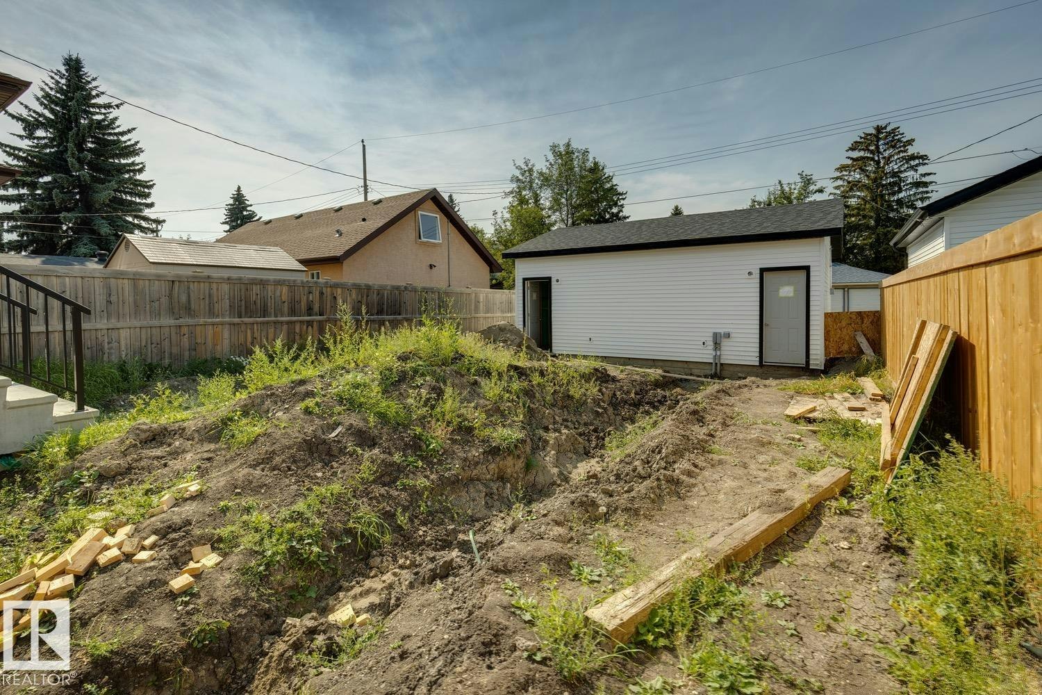 11336 130 Street, Edmonton, AB, T5M 1A2 - 27