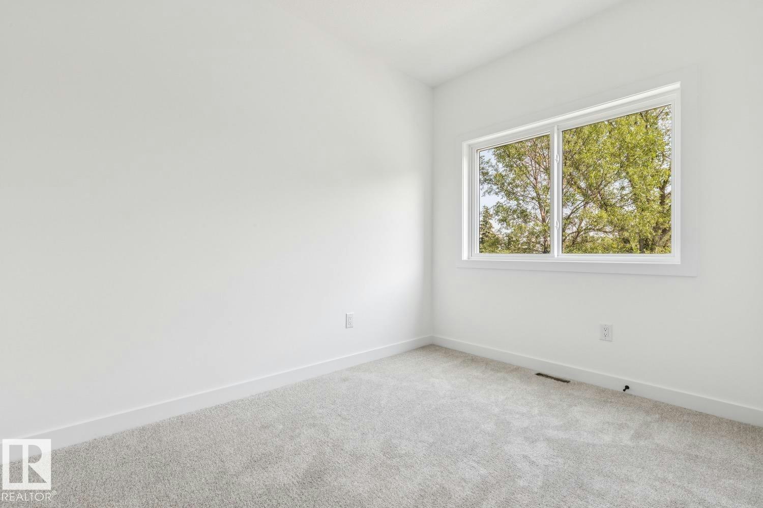 11336 130 Street, Edmonton, AB, T5M 1A2 - 23