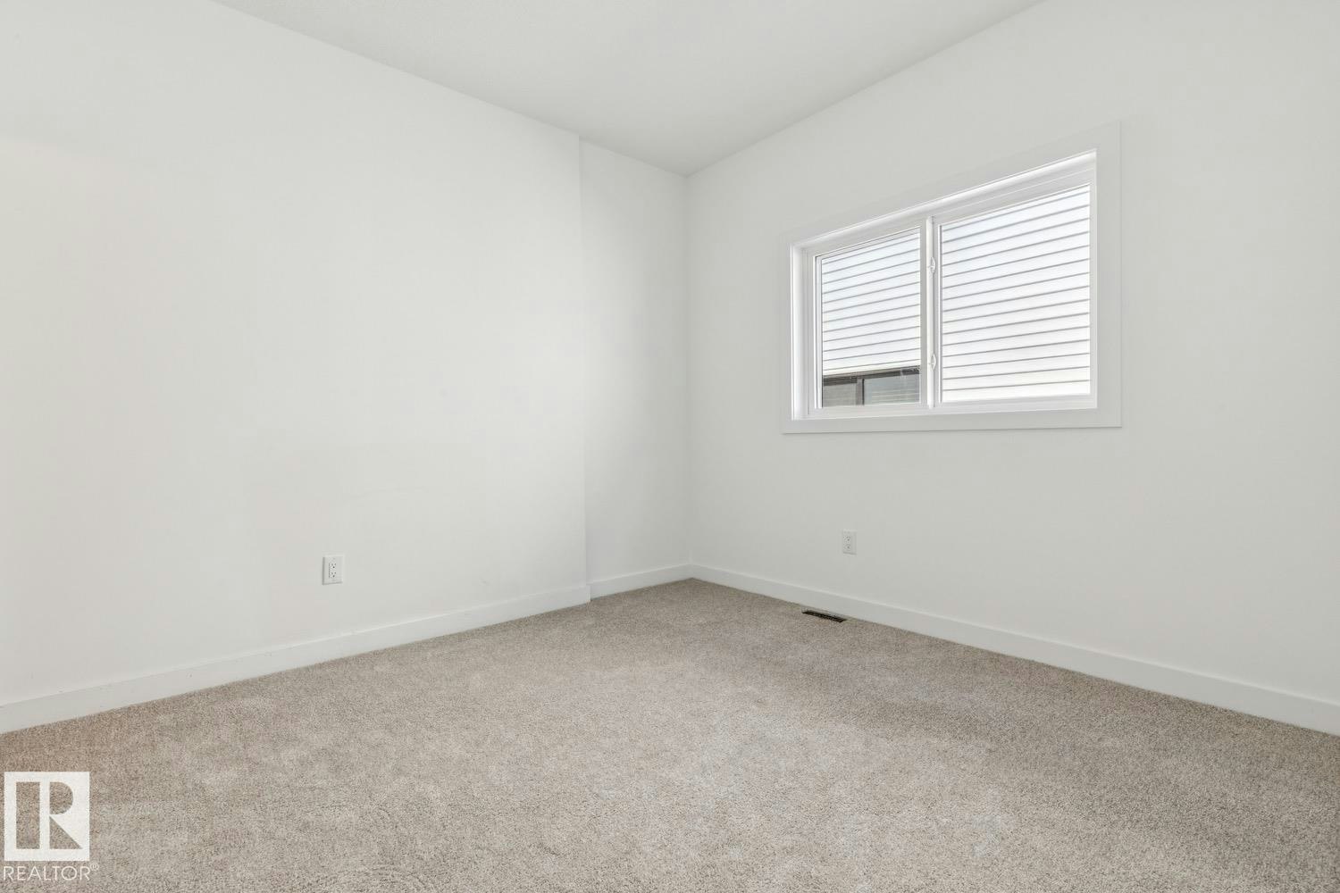 11336 130 Street, Edmonton, AB, T5M 1A2 - 17