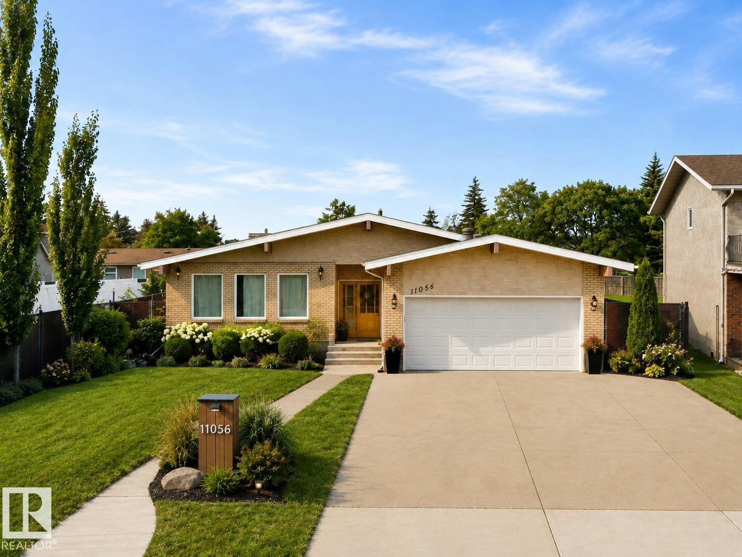 11056 166 Avenue, Edmonton, AB, T5X 1Y3