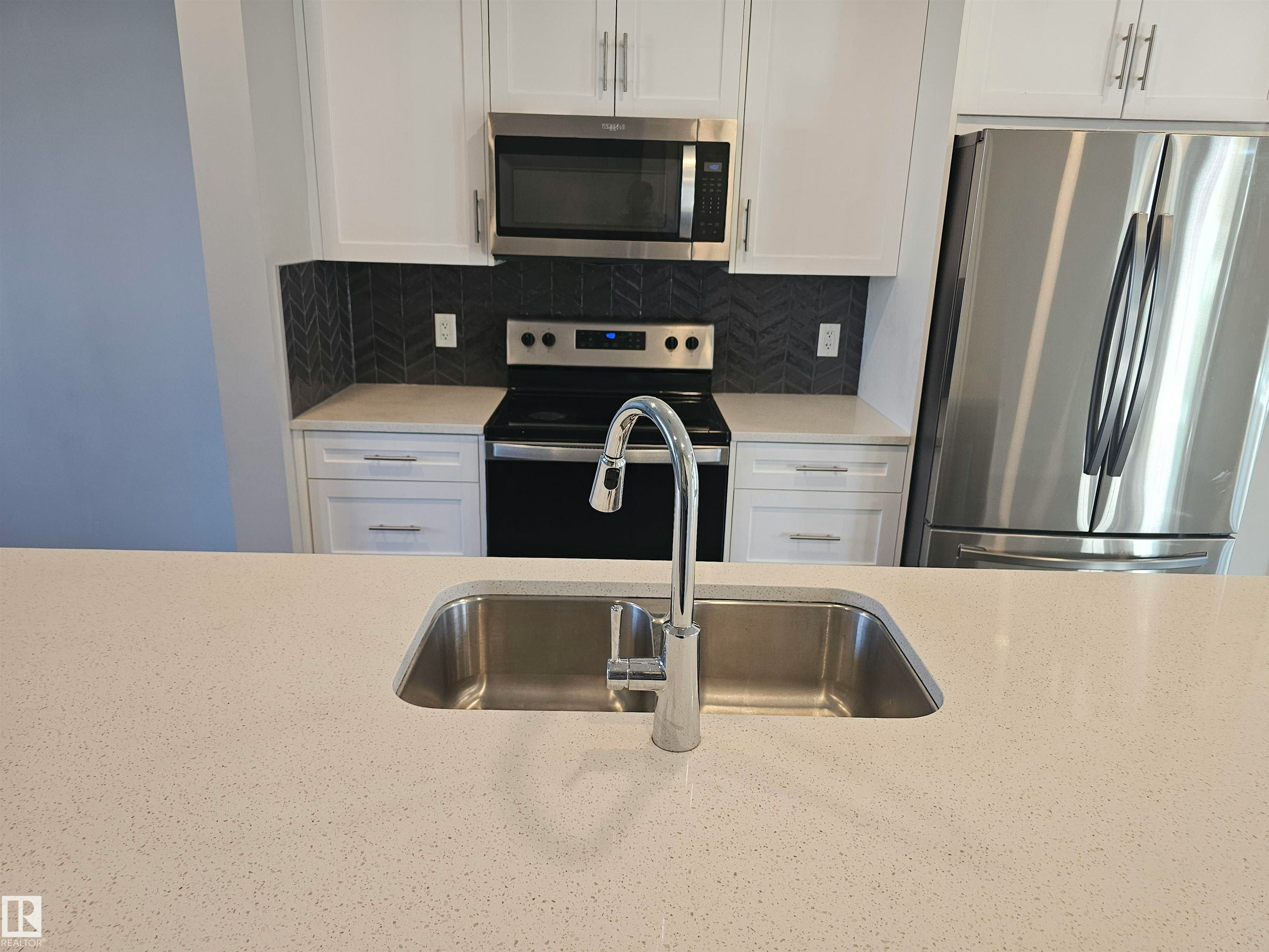 1908 25 Street, Edmonton, AB, T6T 2H7 - 4