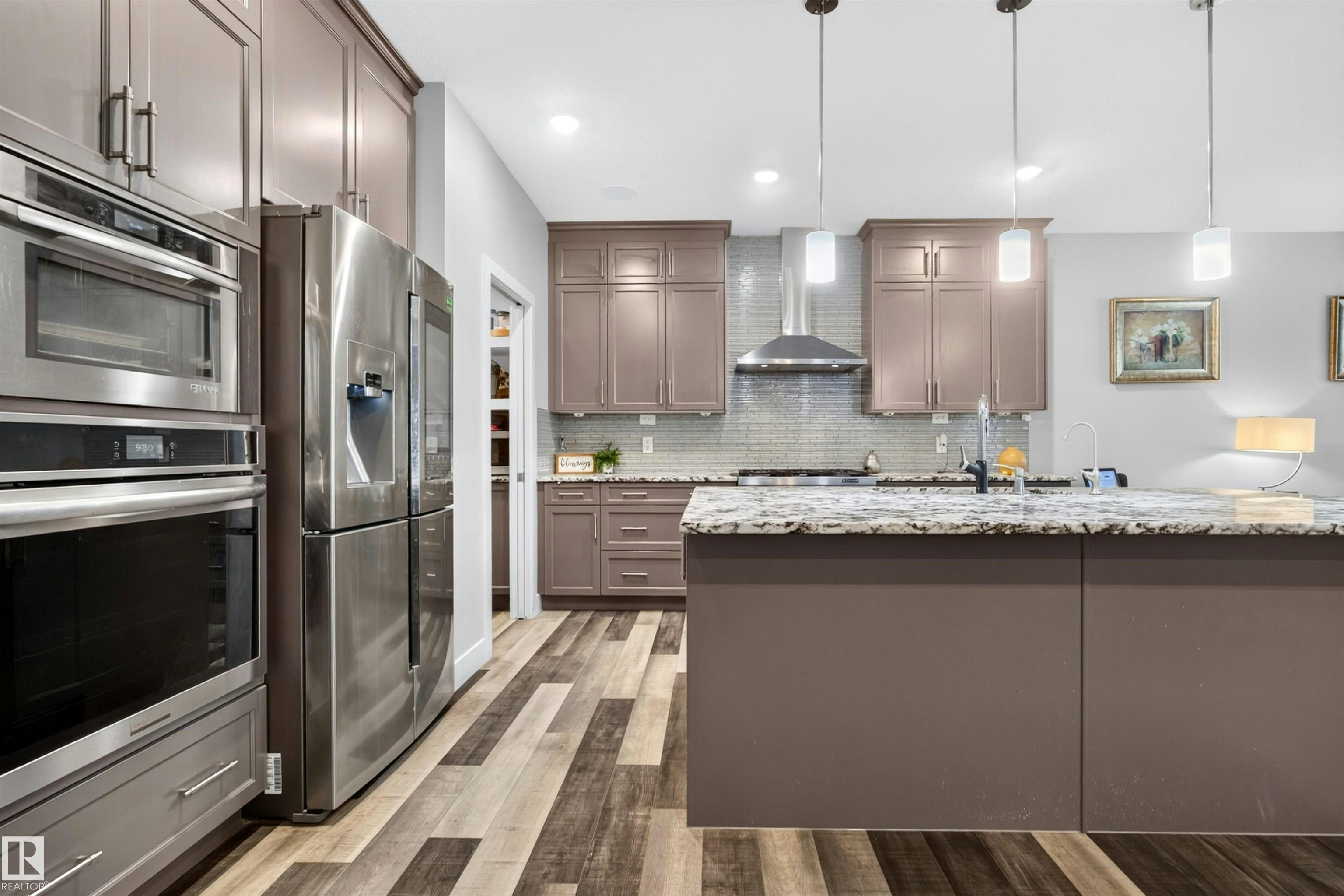1603 158 Street, Edmonton, AB, T6W 3E6 - 18
