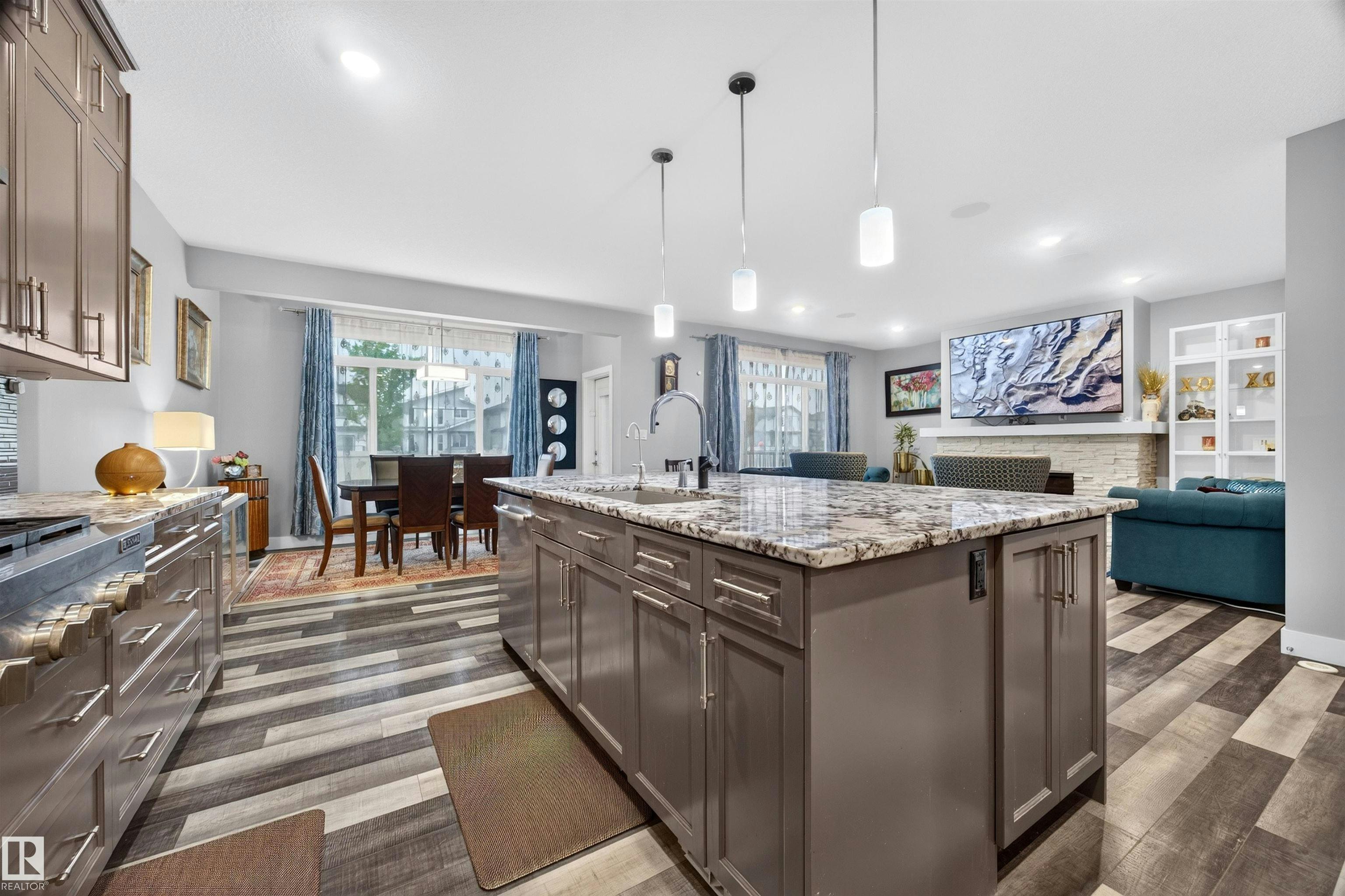 1603 158 Street, Edmonton, AB, T6W 3E6 - 17