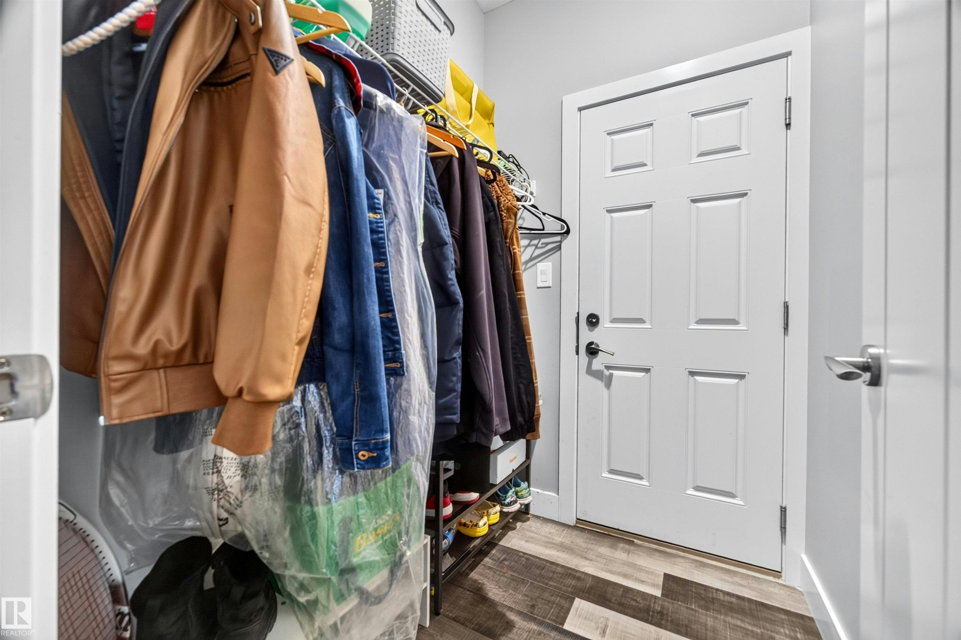 1603 158 Street, Edmonton, AB, T6W 3E6 - 10