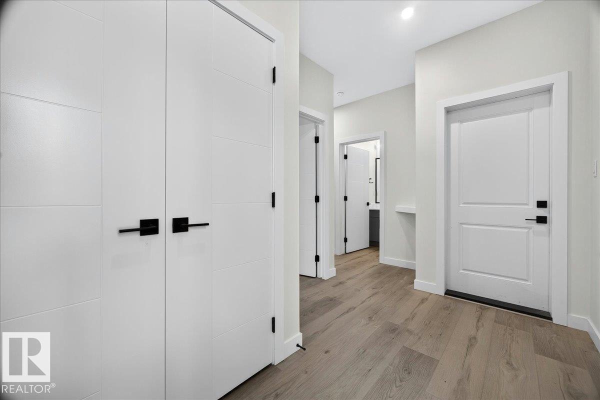 3904 40 Avenue - 5