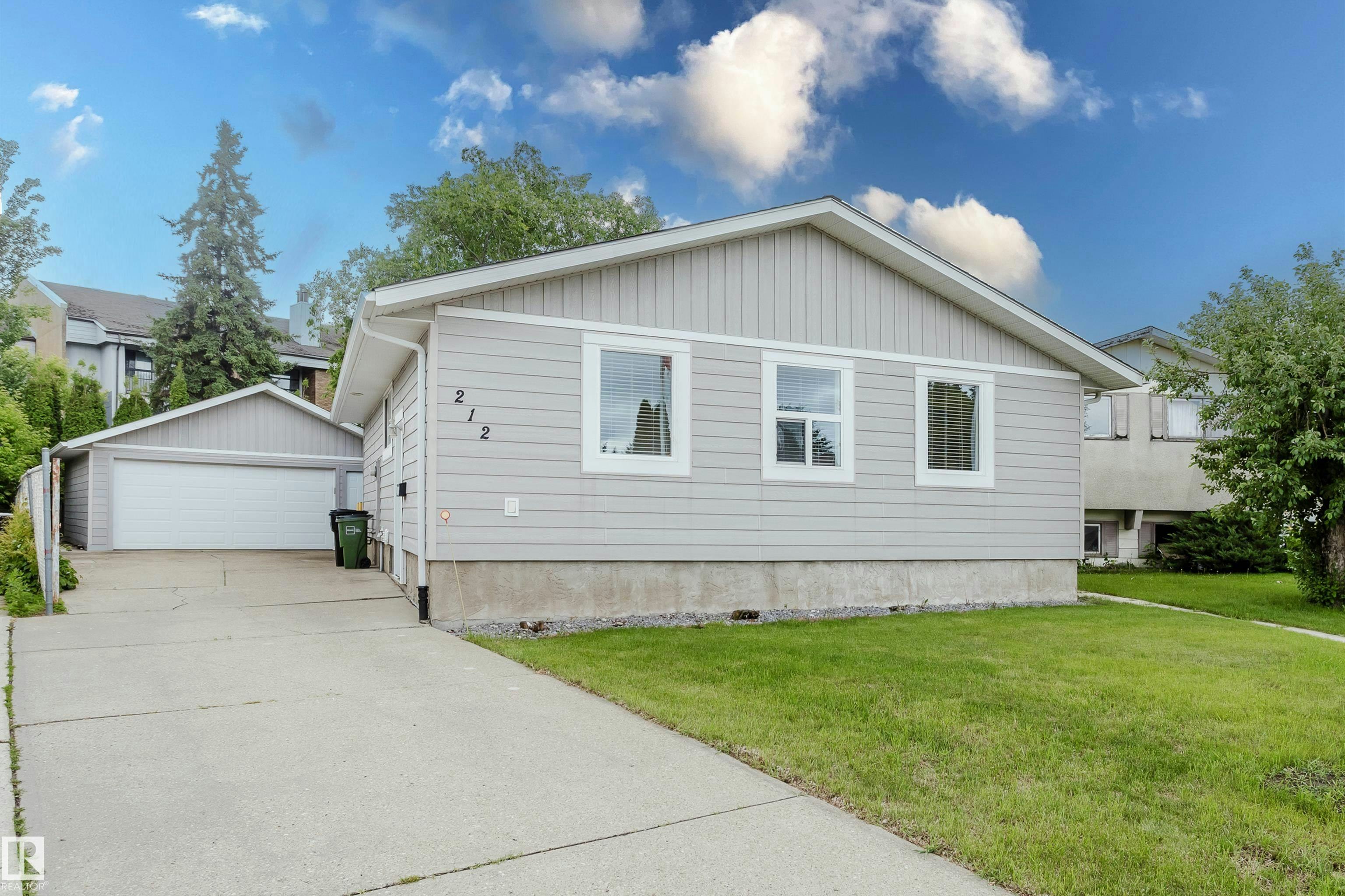 212 Homestead Crescent, Edmonton, AB, T7S 1S7