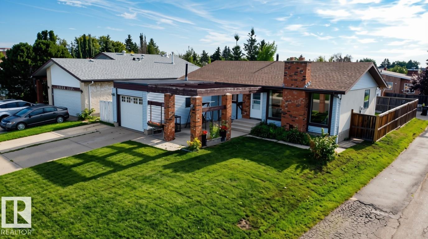 15231 117 Street, Edmonton, AB, T5X 1R2