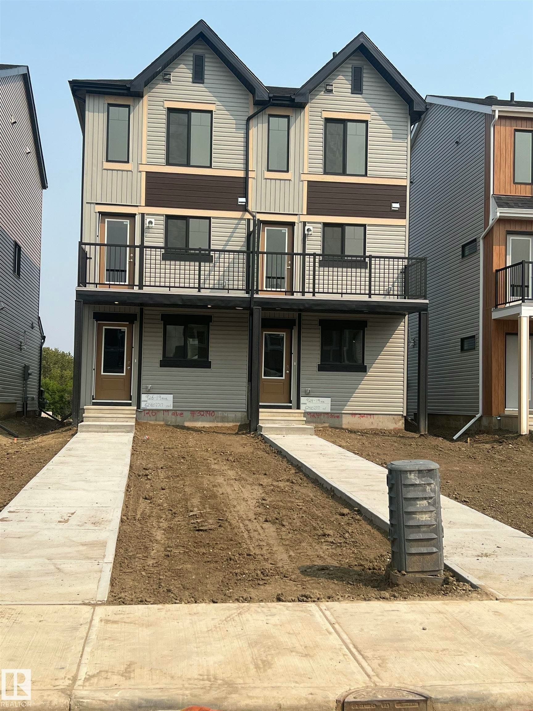 926 19 Avenue, Edmonton, AB, T6T 1J1