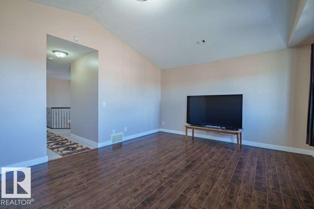 6103 18 Avenue, Edmonton, AB, T6X 0W3 - 26