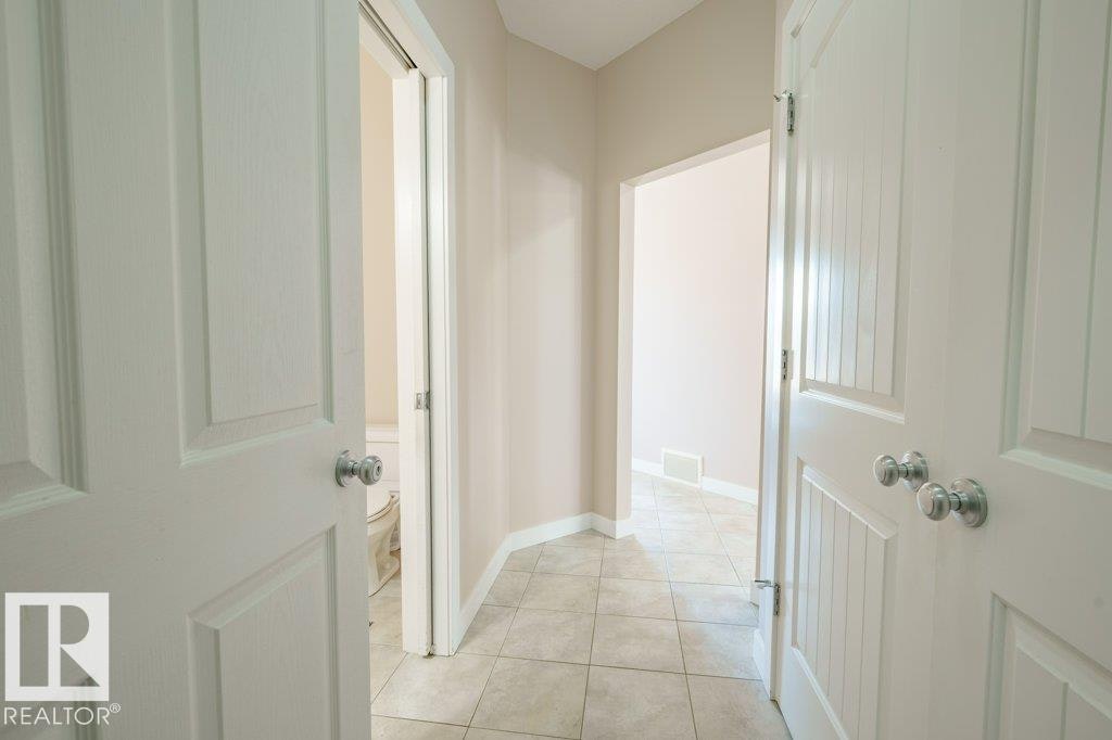 6103 18 Avenue, Edmonton, AB, T6X 0W3 - 34