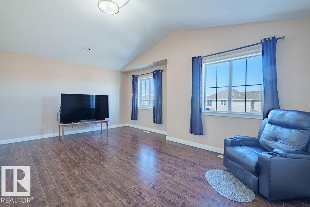 6103 18 Avenue, Edmonton, AB, T6X 0W3 - 25