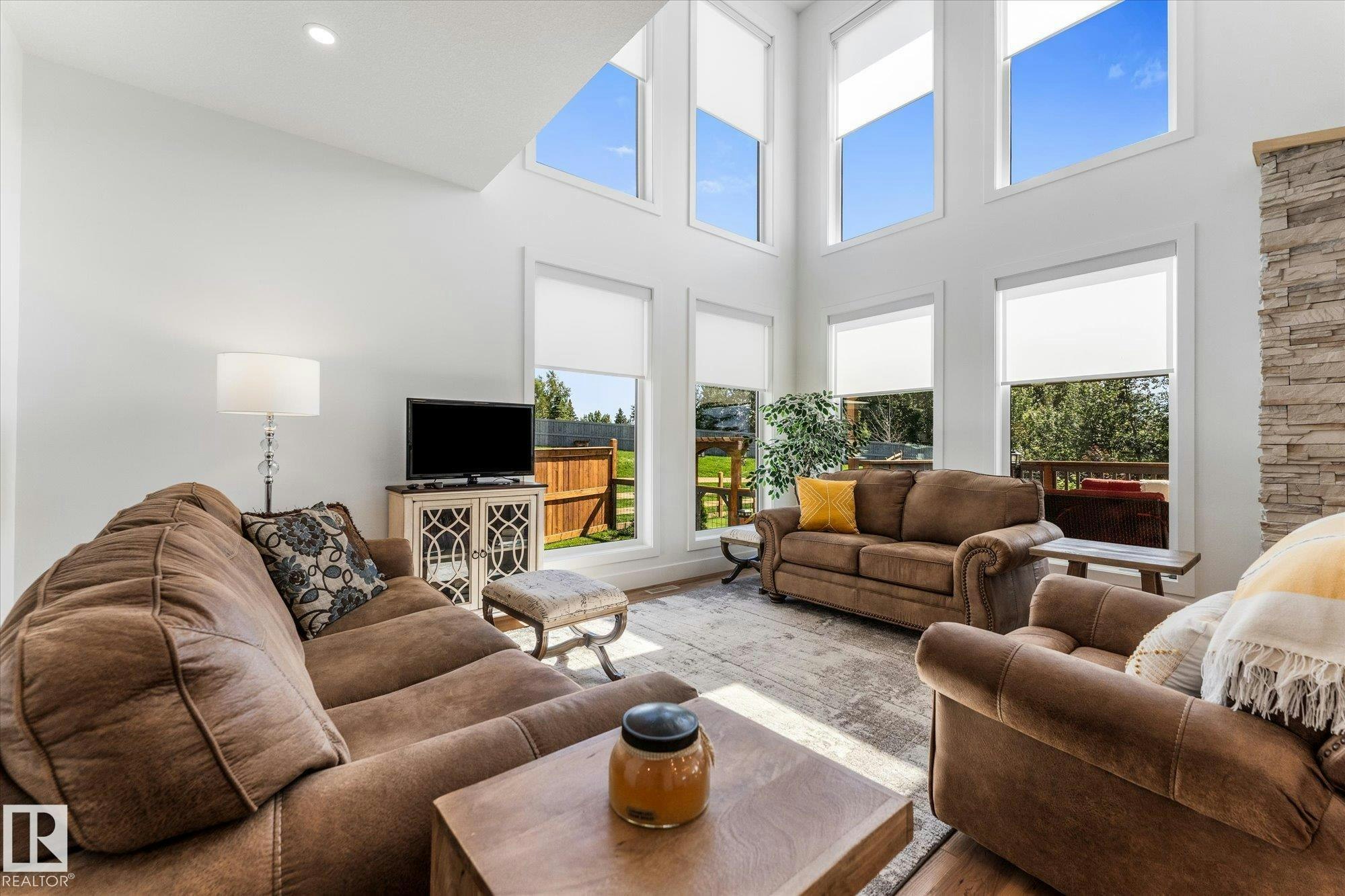 283 Silverstone Crescent, Stony Plain, AB, T7Z 0E8