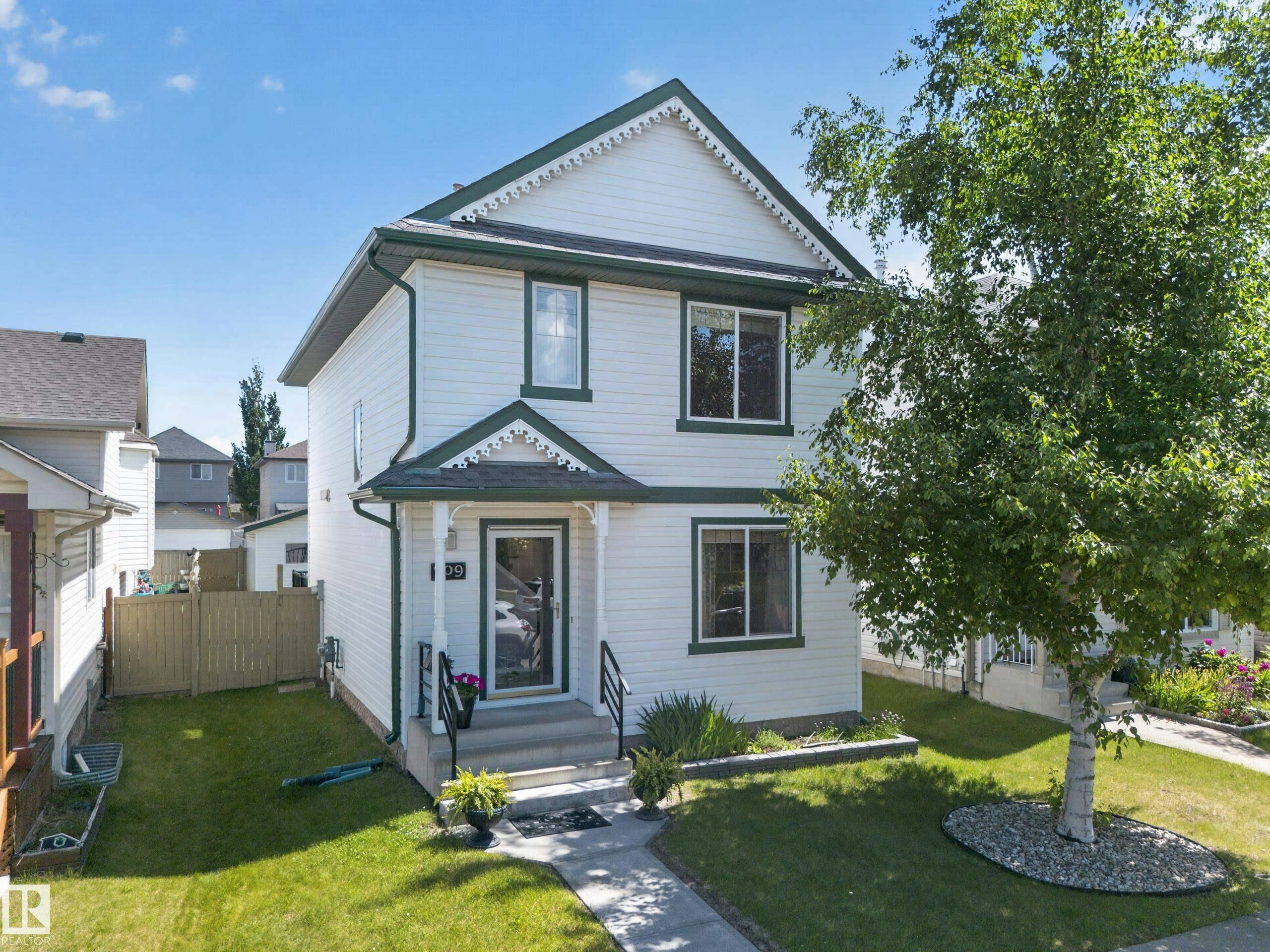 709 83st, Edmonton, AB, T6X 1L7