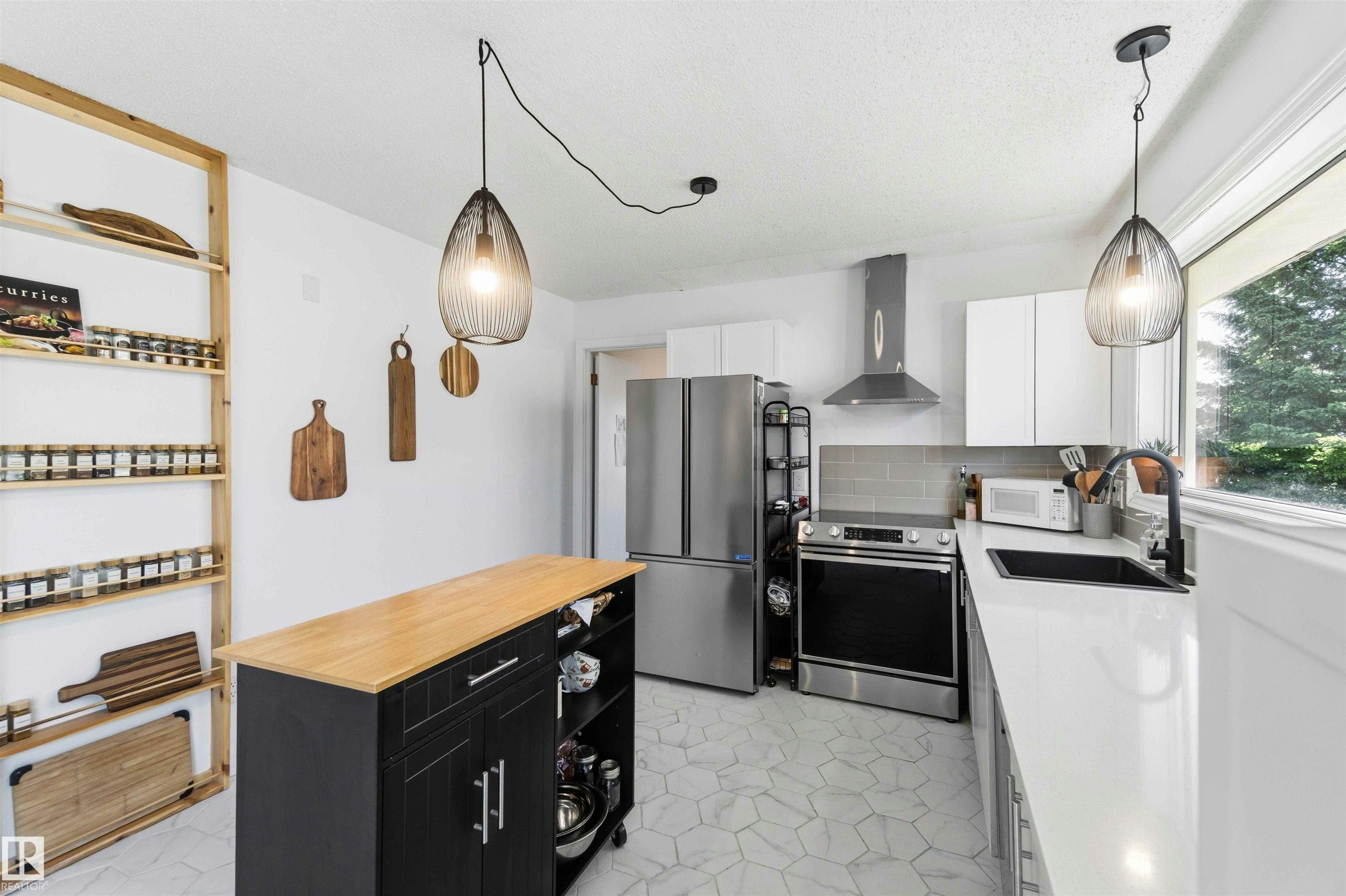 4335 53 Avenue, Tofield, AB, T0B 4J0