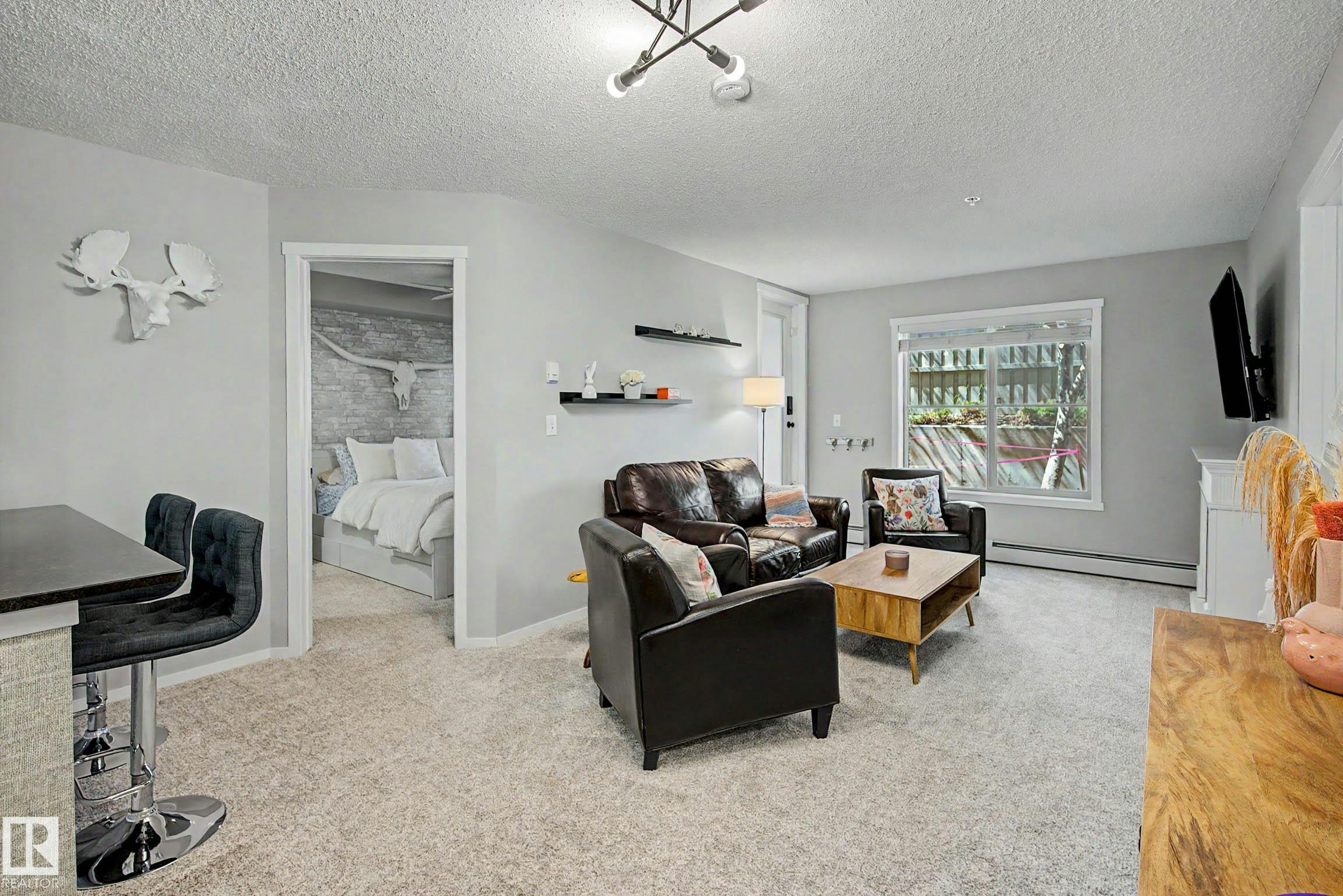 105-5390 Chappelle Road, Edmonton, AB, T6W 3K7