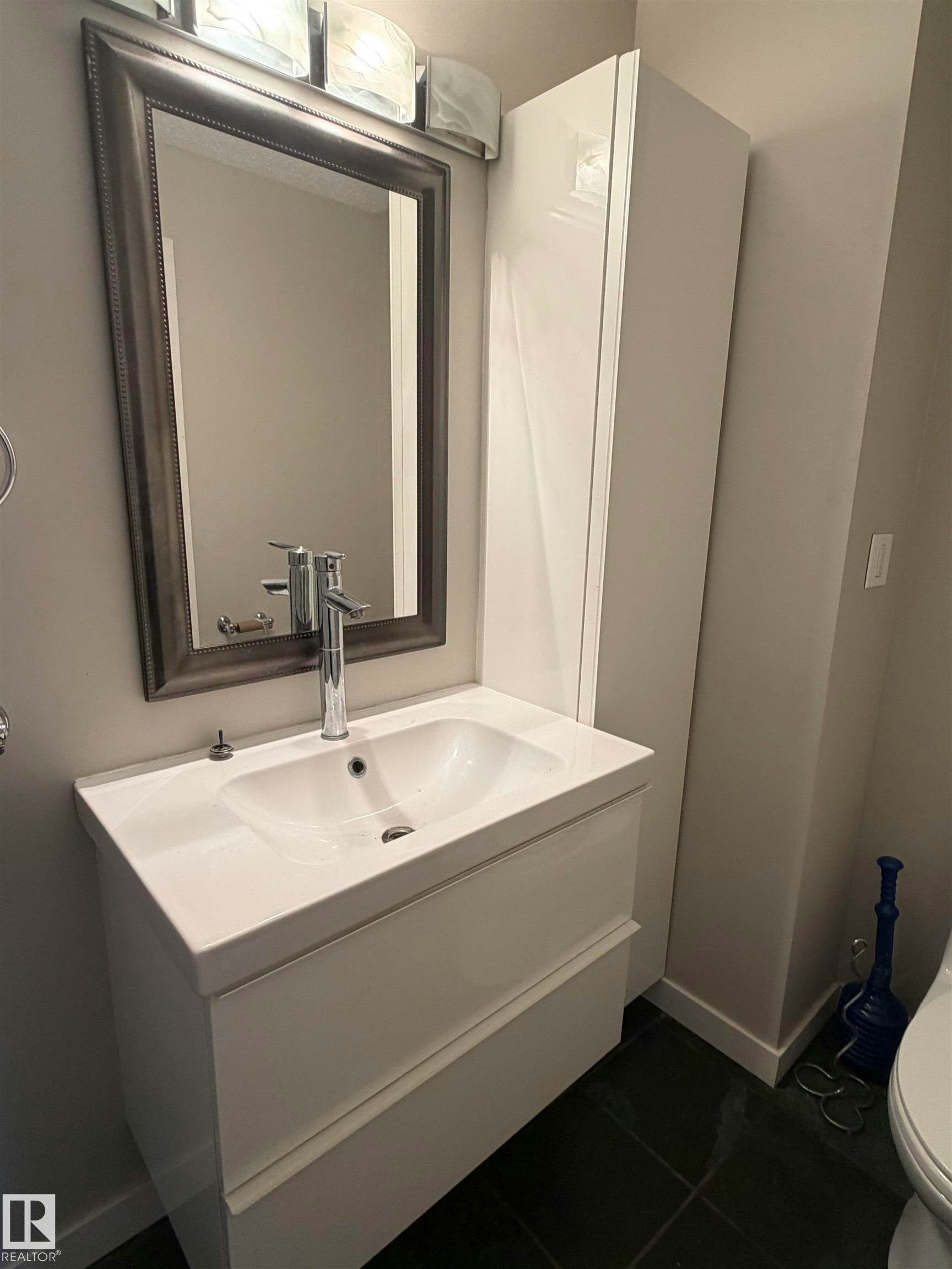 10344A 121 Street, Edmonton, AB, T5N 1K8 - 16