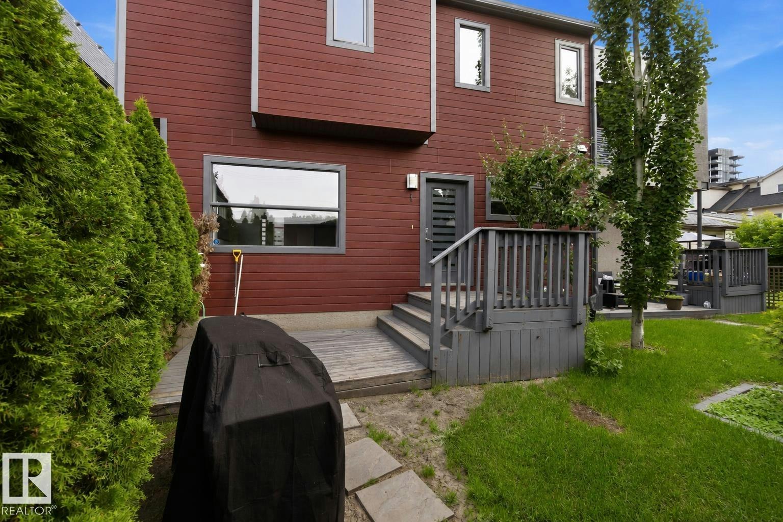 1-14315 Stony Plain, Edmonton, AB, T5N 3R6