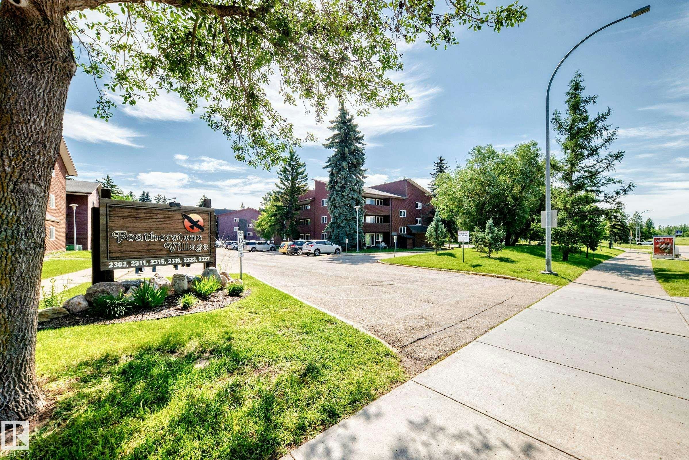 104-2303 119 Street, Edmonton, AB, T6J 4E2