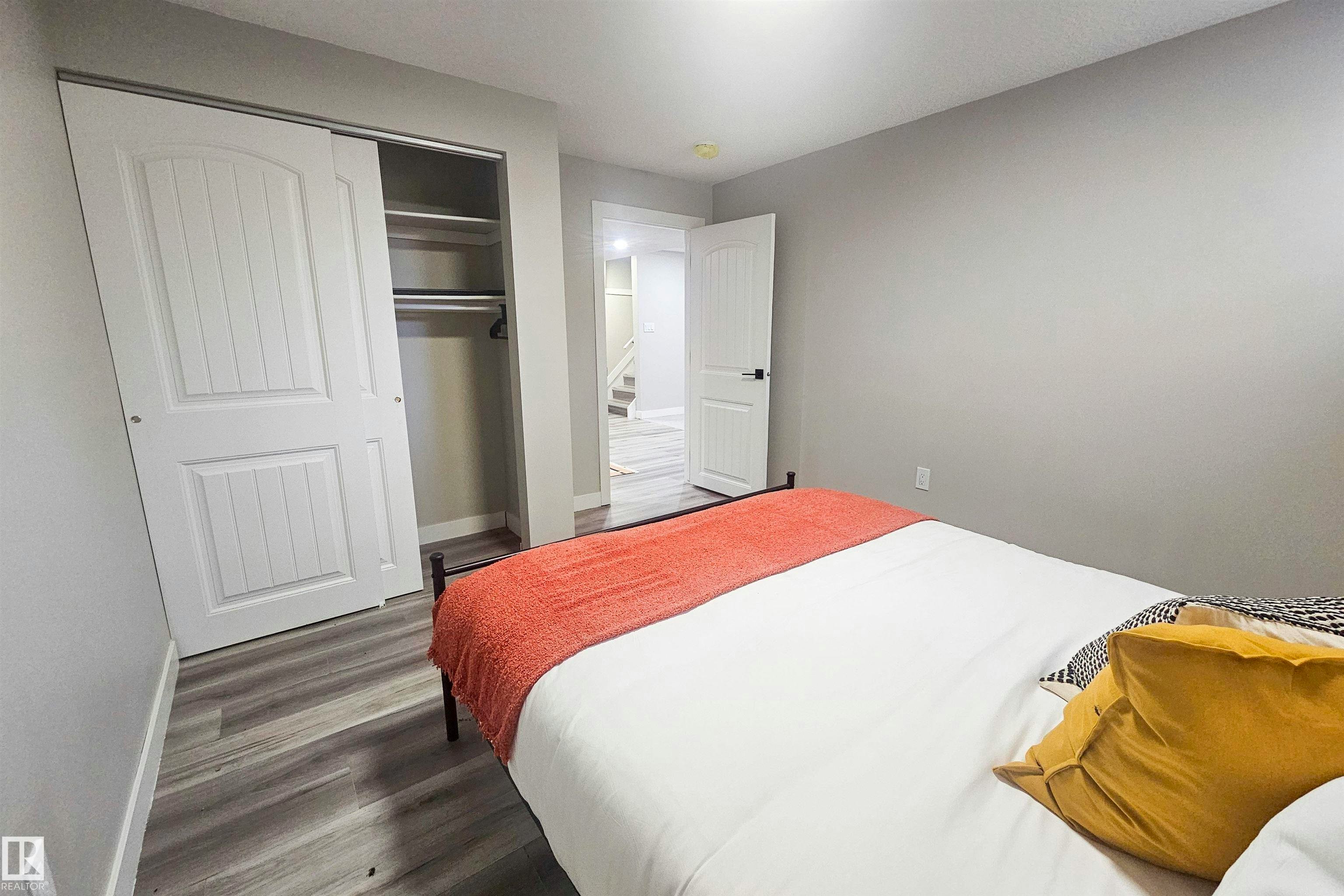 4203 83 Street, Edmonton, AB, T6K 1C8 - 34