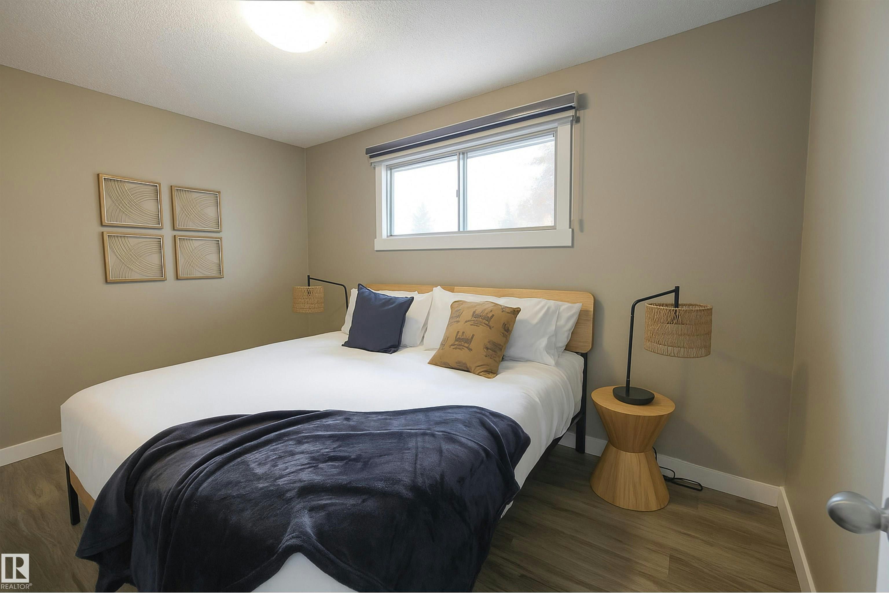 4203 83 Street, Edmonton, AB, T6K 1C8 - 16