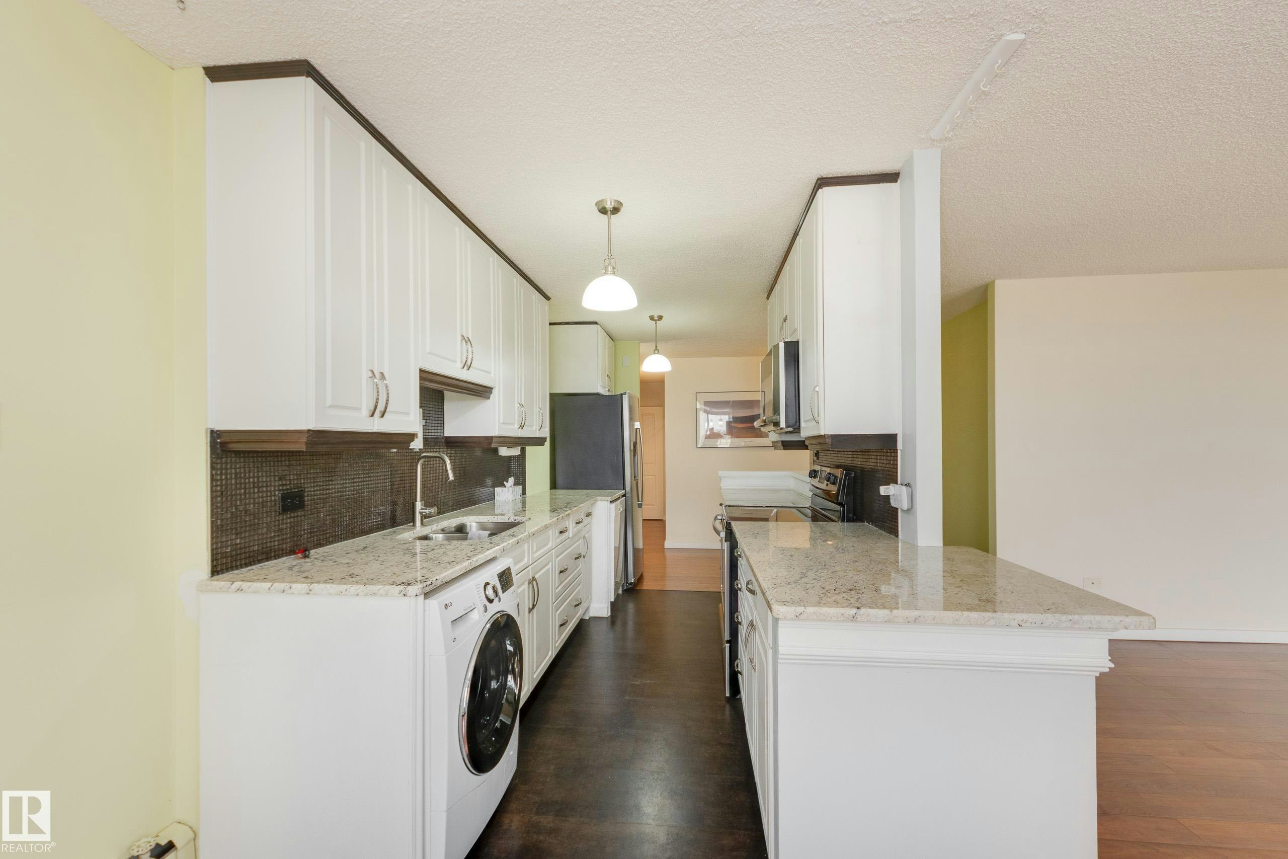 1201-10135 Saskatchewan Drive, Edmonton, AB, T6E 4Y9 - 23