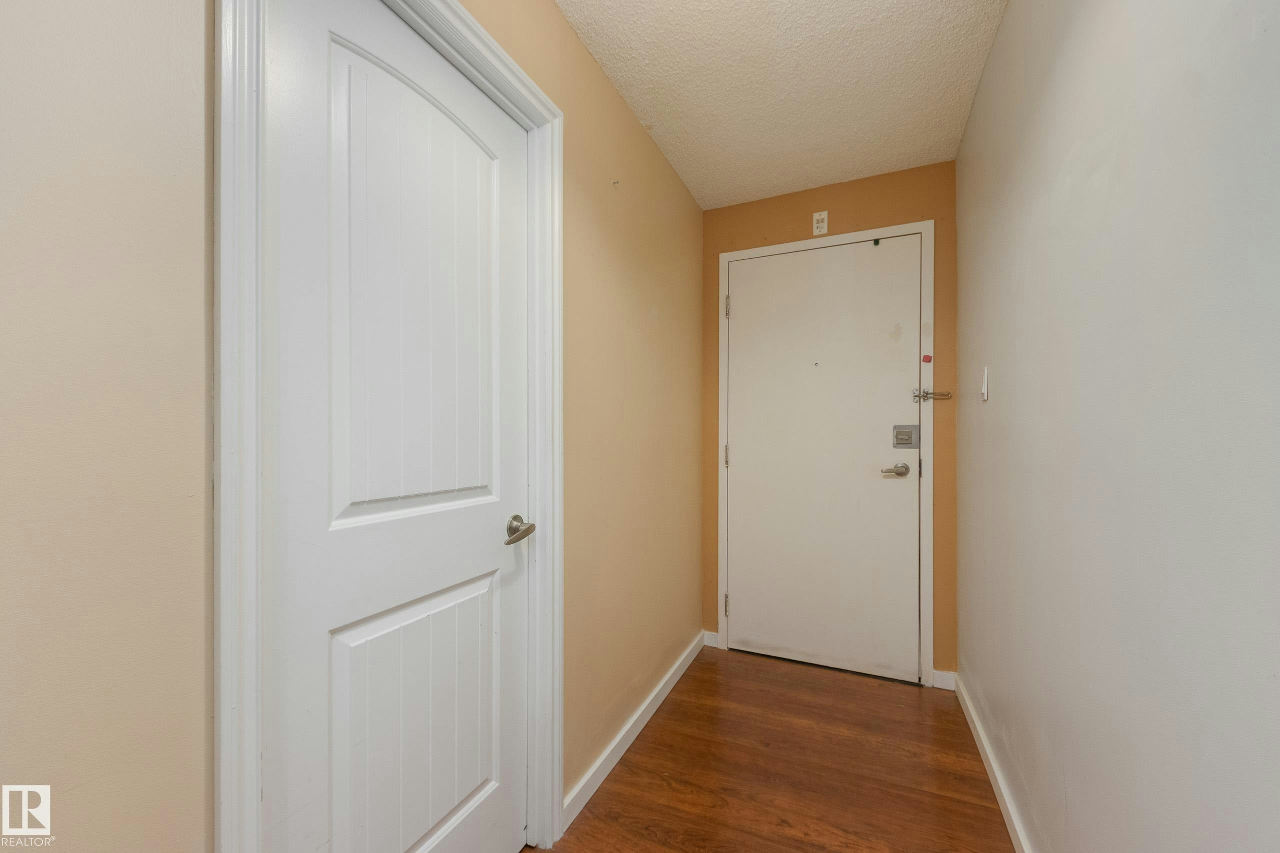 1201-10135 Saskatchewan Drive, Edmonton, AB, T6E 4Y9 - 4