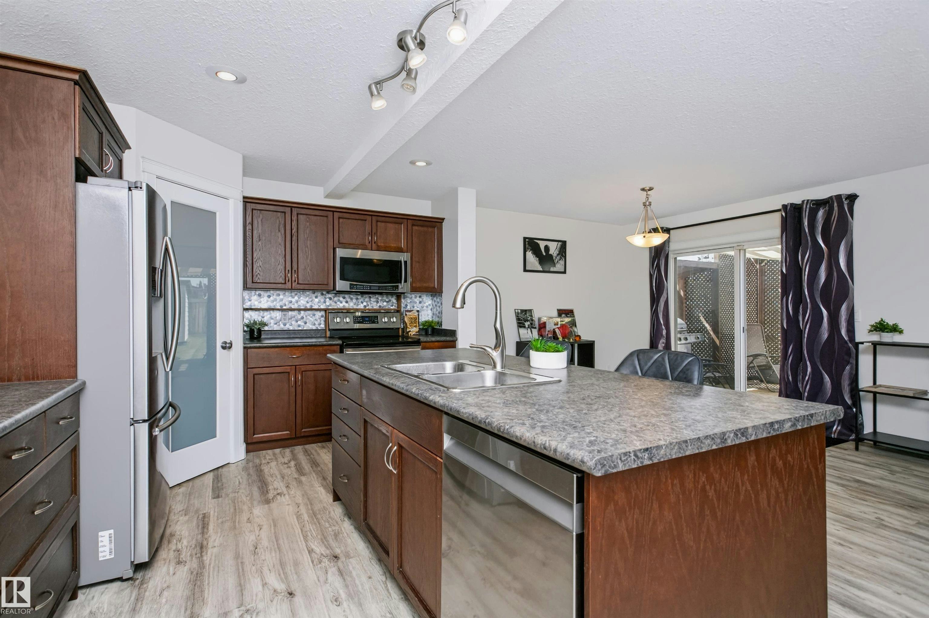 4120 50 Street, Gibbons, AB, T0A 1N0